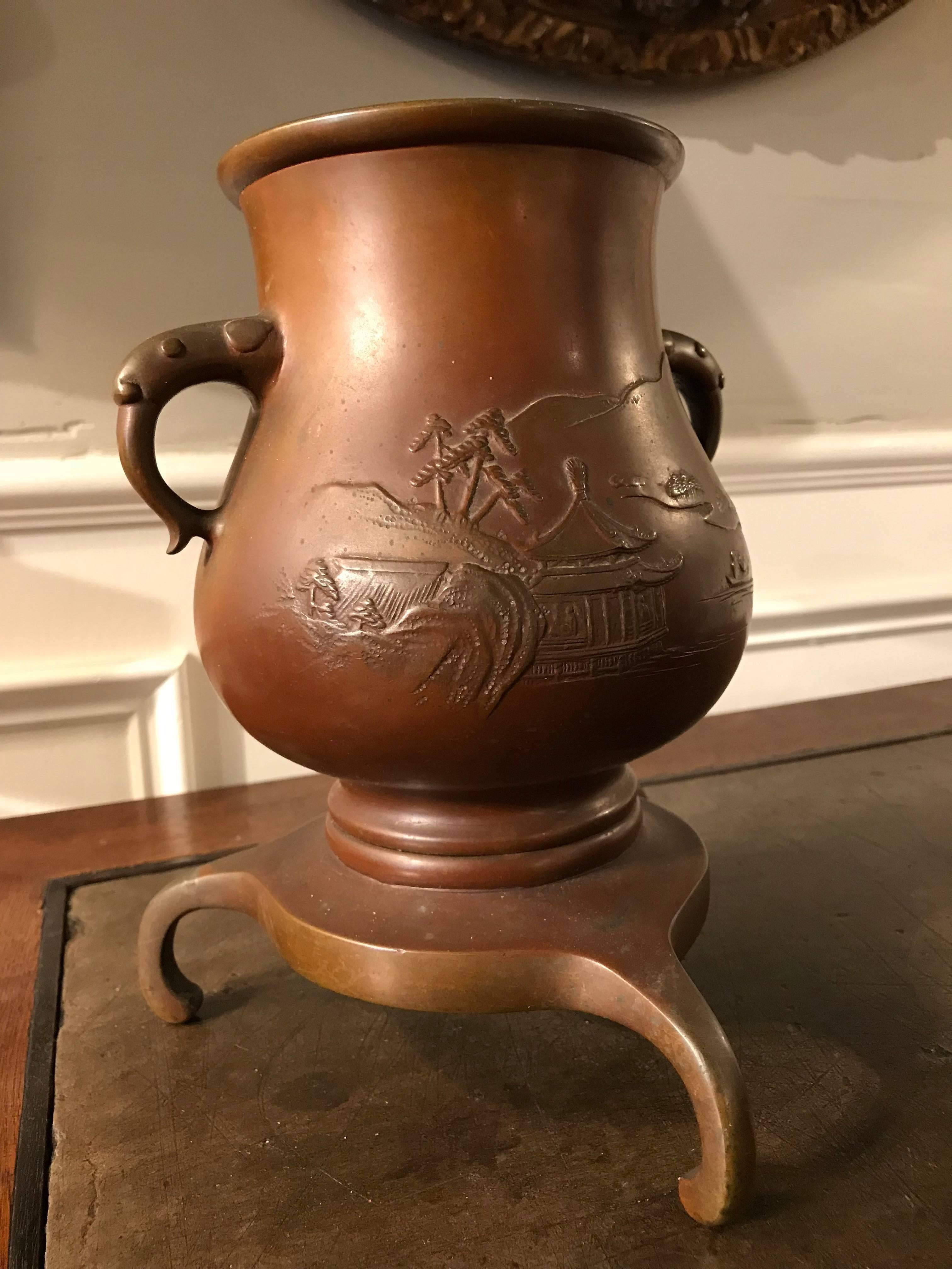 19th Century Japanese Bronze Vase on Tripod Base, Signed For Sale