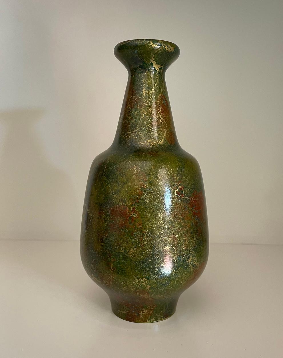 Japanese Bronze Vase, Signed, with Gold, Red and Green Patination, 20th Century For Sale 1