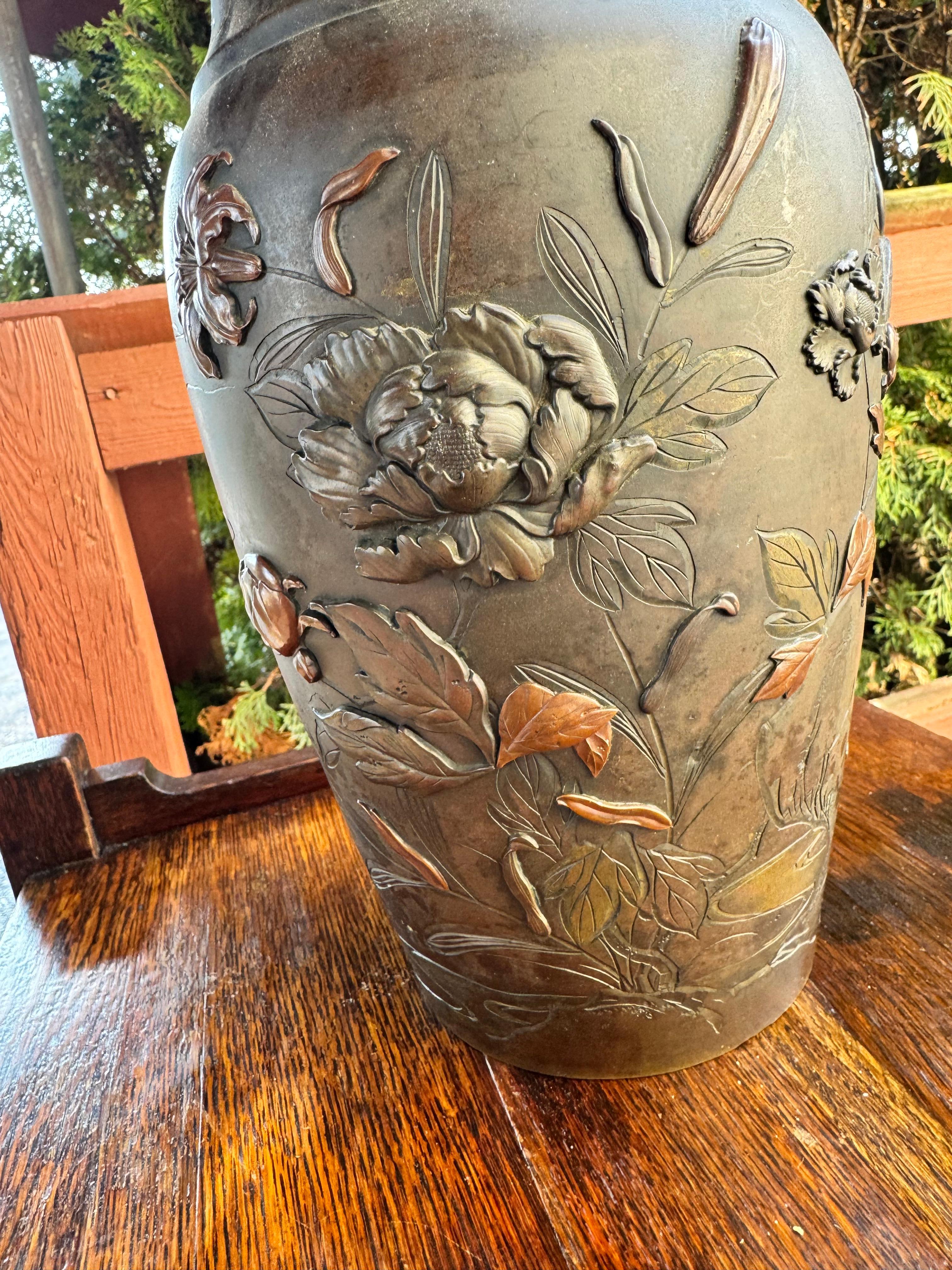 XX secolo Vaso di bronzo giapponese Arts & Crafts dell'epoca Stickley  - F8191 in vendita