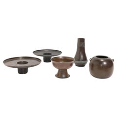 Collezione di vasi o recipienti giapponesi in bronzo