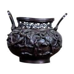 Japanese Bronze Vessel from the Turn of the 19th and 20 Centuries