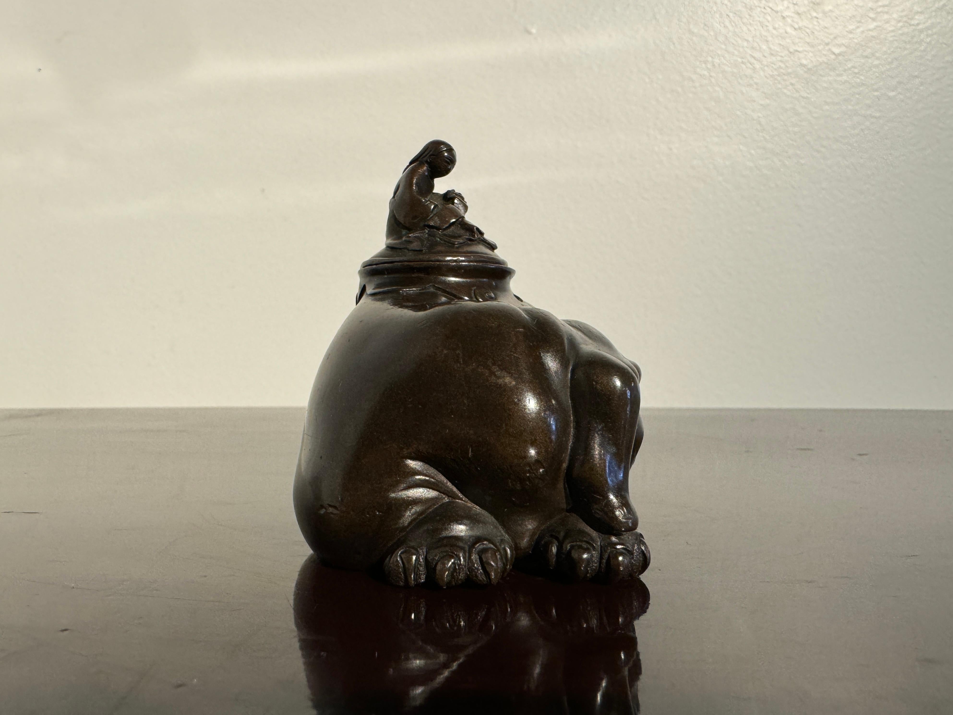 Cast Japanese Bronze Water Coupe, Eguchi as Fugen, Edo/Meiji Period, Japan For Sale