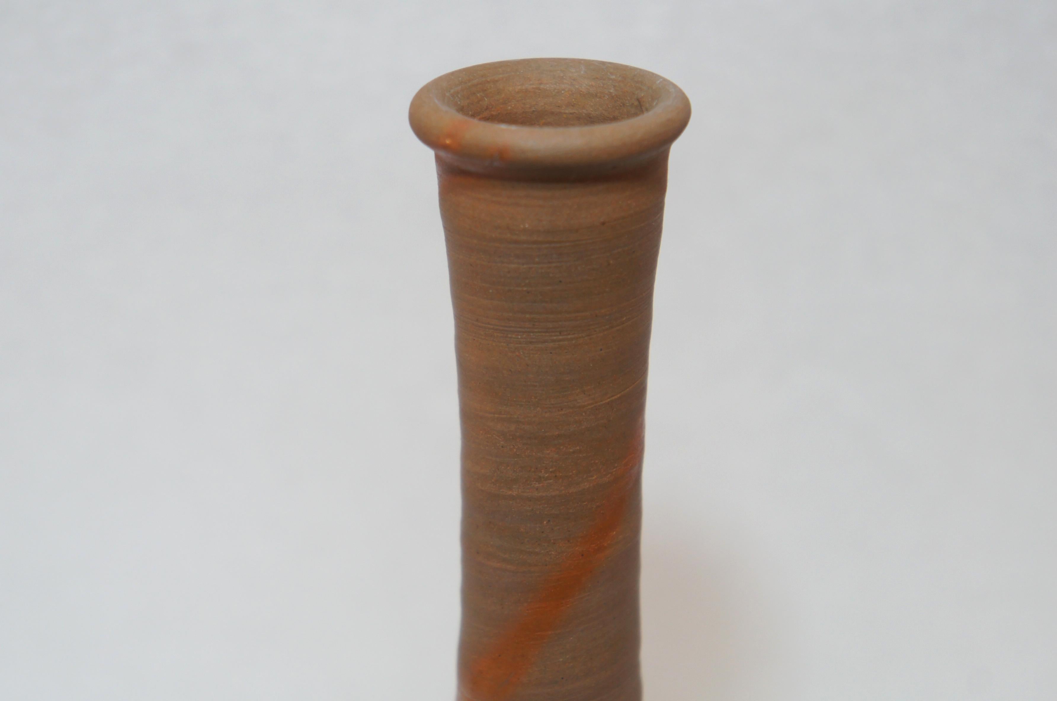 Ceramic Japanese Brown and Orange Unglazed Pottery Bizen Ware Vase, 1970s For Sale