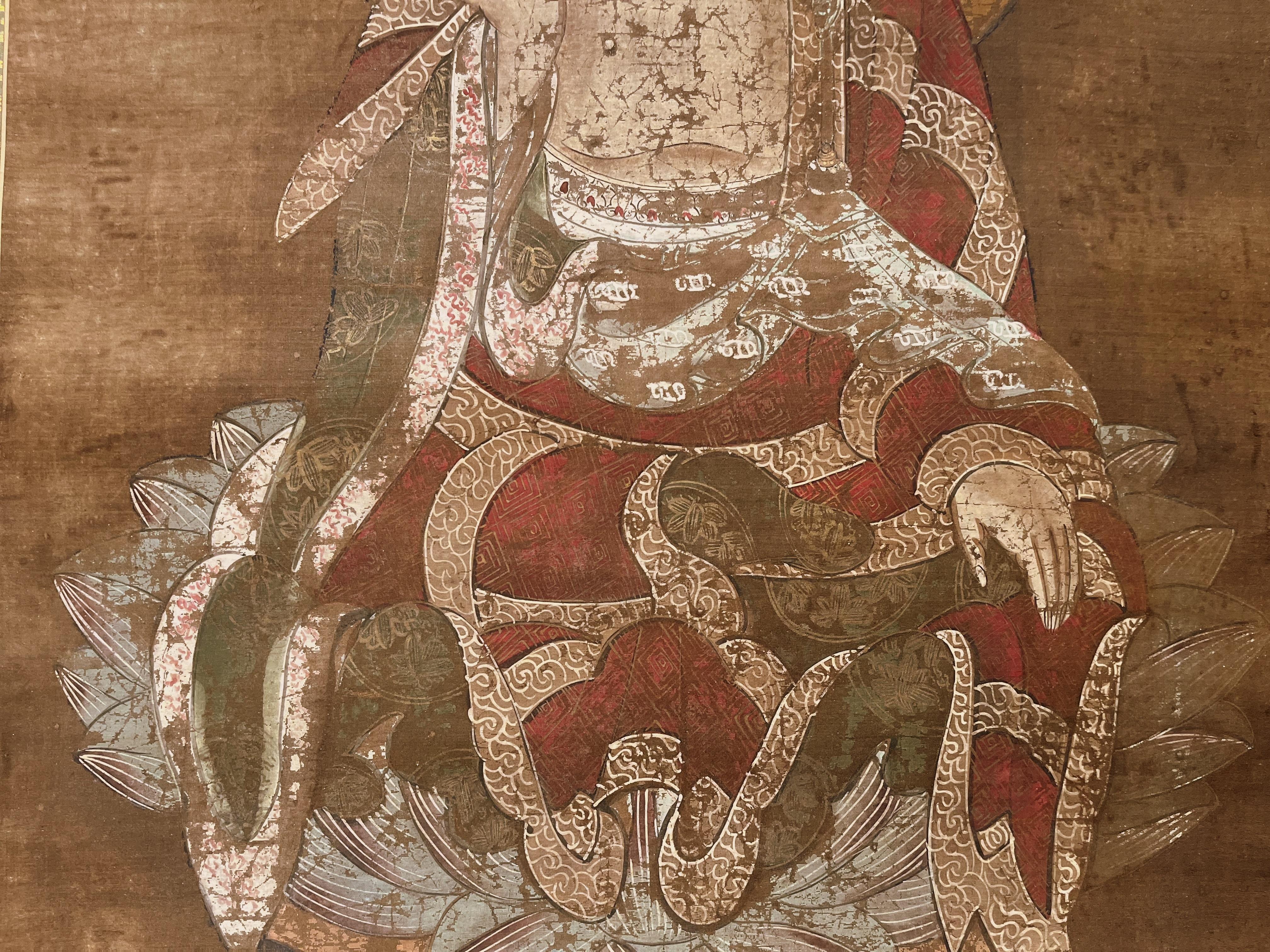 Soie Peinture bouddhiste japonaise d'une personne assise sur une couronne de lotus, peinture sur rouleau  en vente