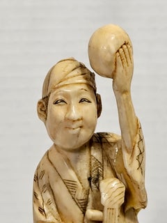 Gruppo di figure Okimono in osso intagliato giapponese firmato, periodo Meiji