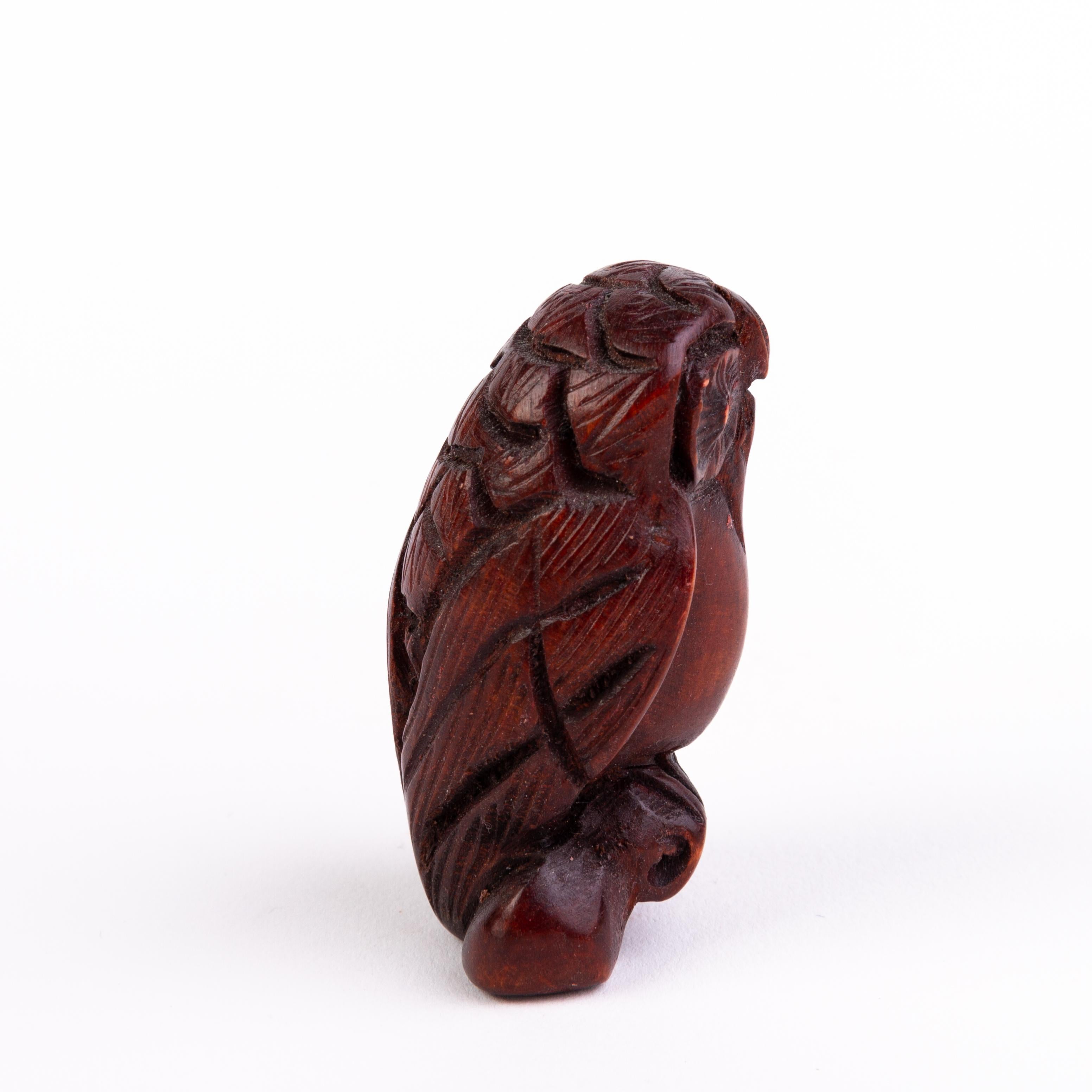 In good condition
From a private collection
Free international shipping
Japanese Carved Boxwood Netsuke Inro of an Owl