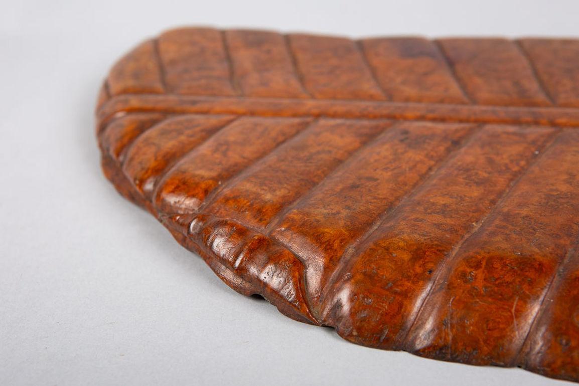 20th Century Japanese Carved Burl Banana Leaf Tray For Sale