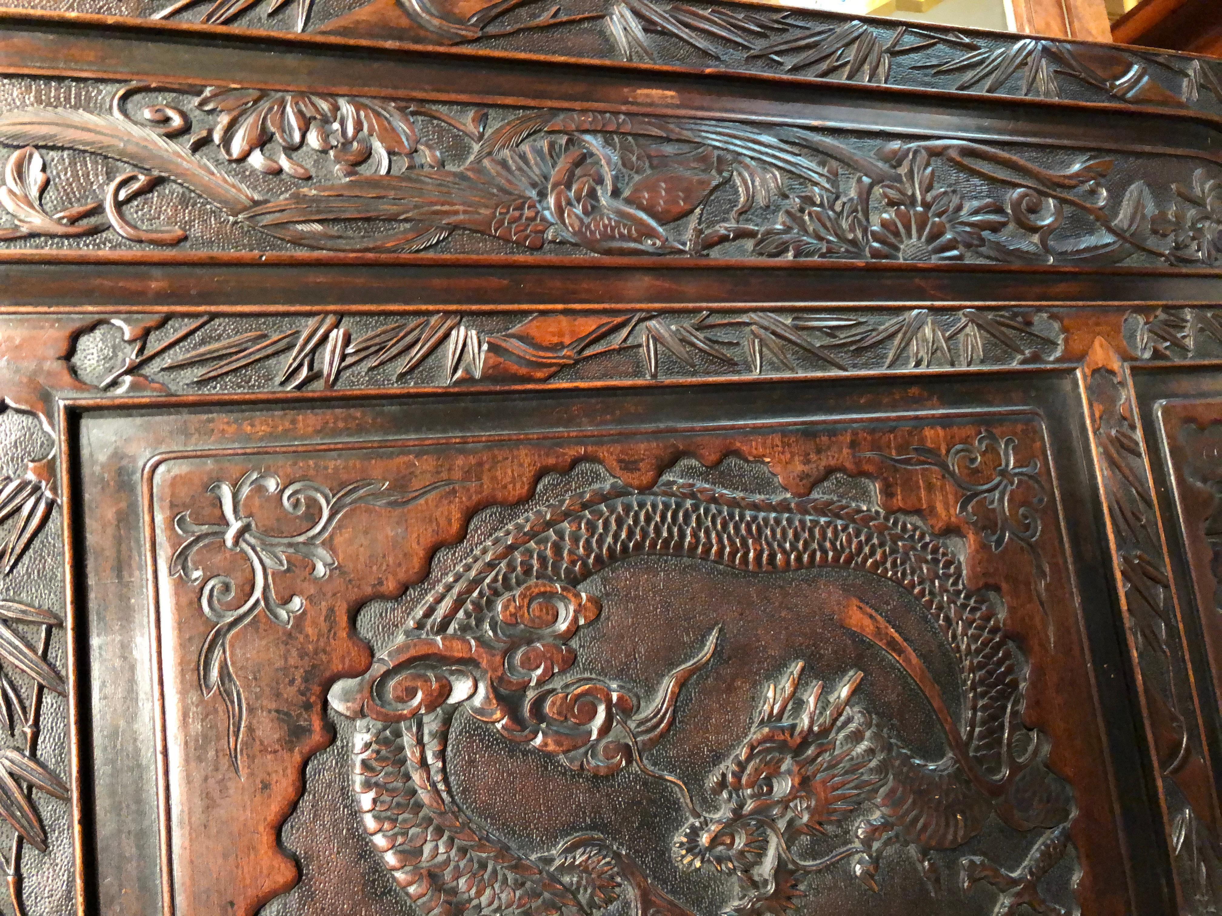 Japanese Carved Dragon Bench, Japan, circa 1900 In Good Condition In Belmont, MA