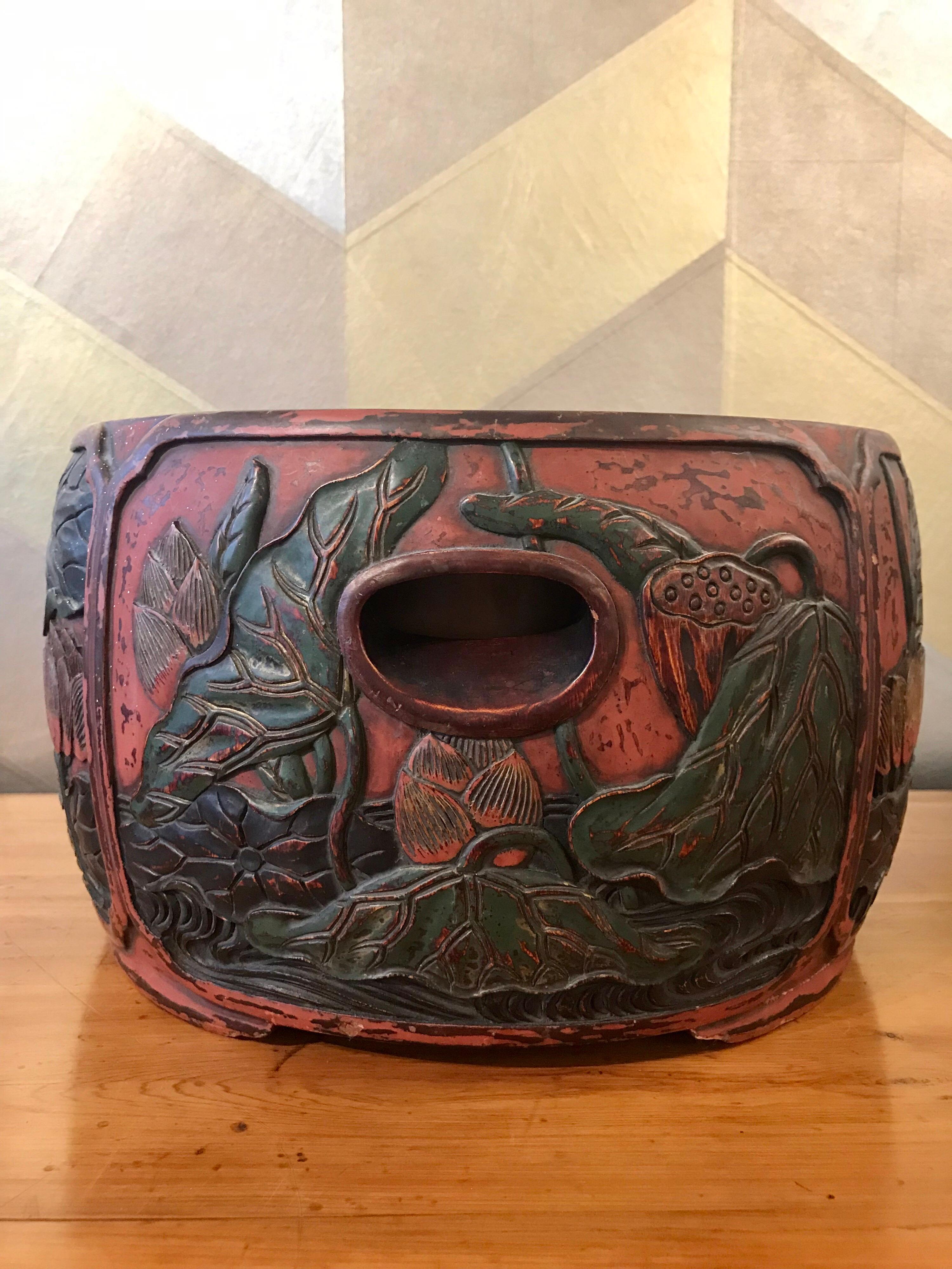 Japanese Carved Lacquer Hibachi In Good Condition For Sale In New York, NY