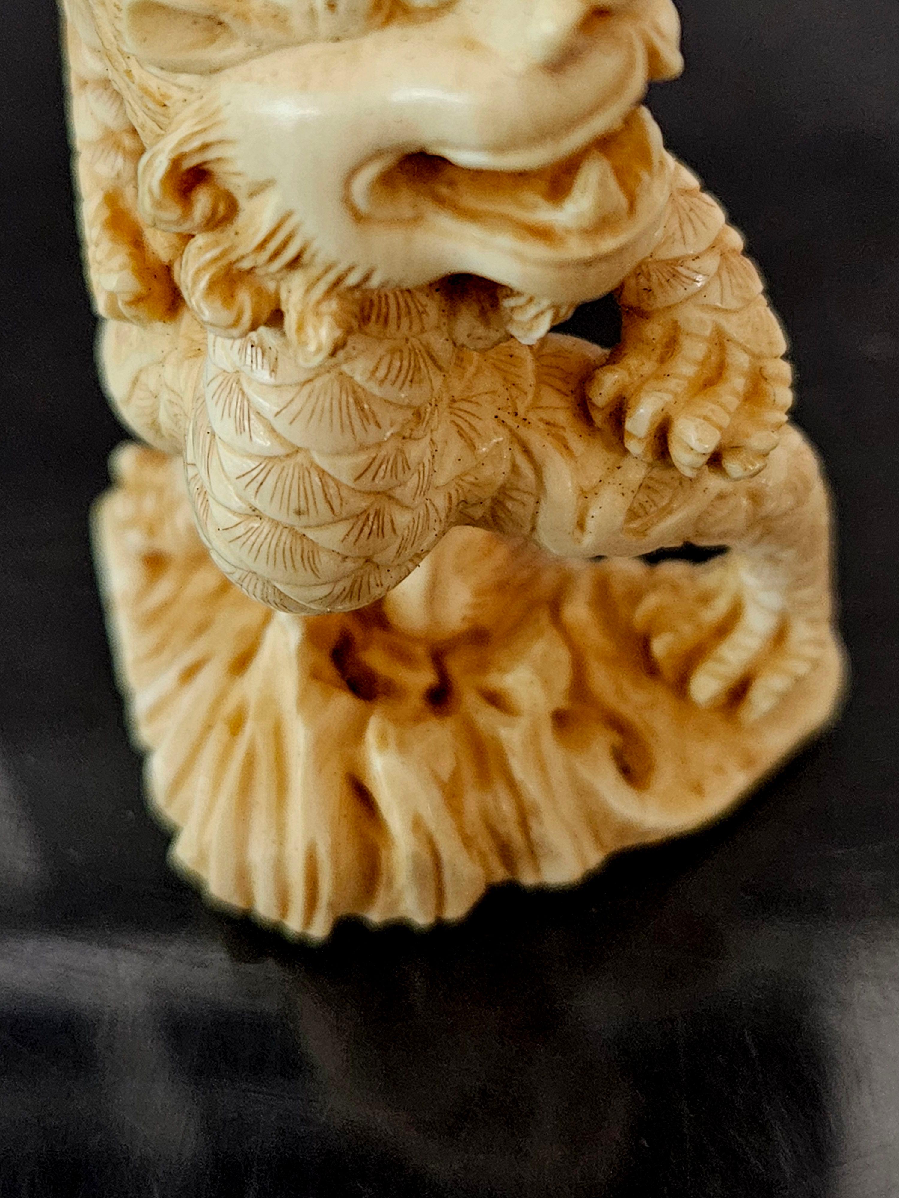 Japanese Carved Netsuke Humanoid Dragon by Yamada Hojitsu法實, Edo Period 5