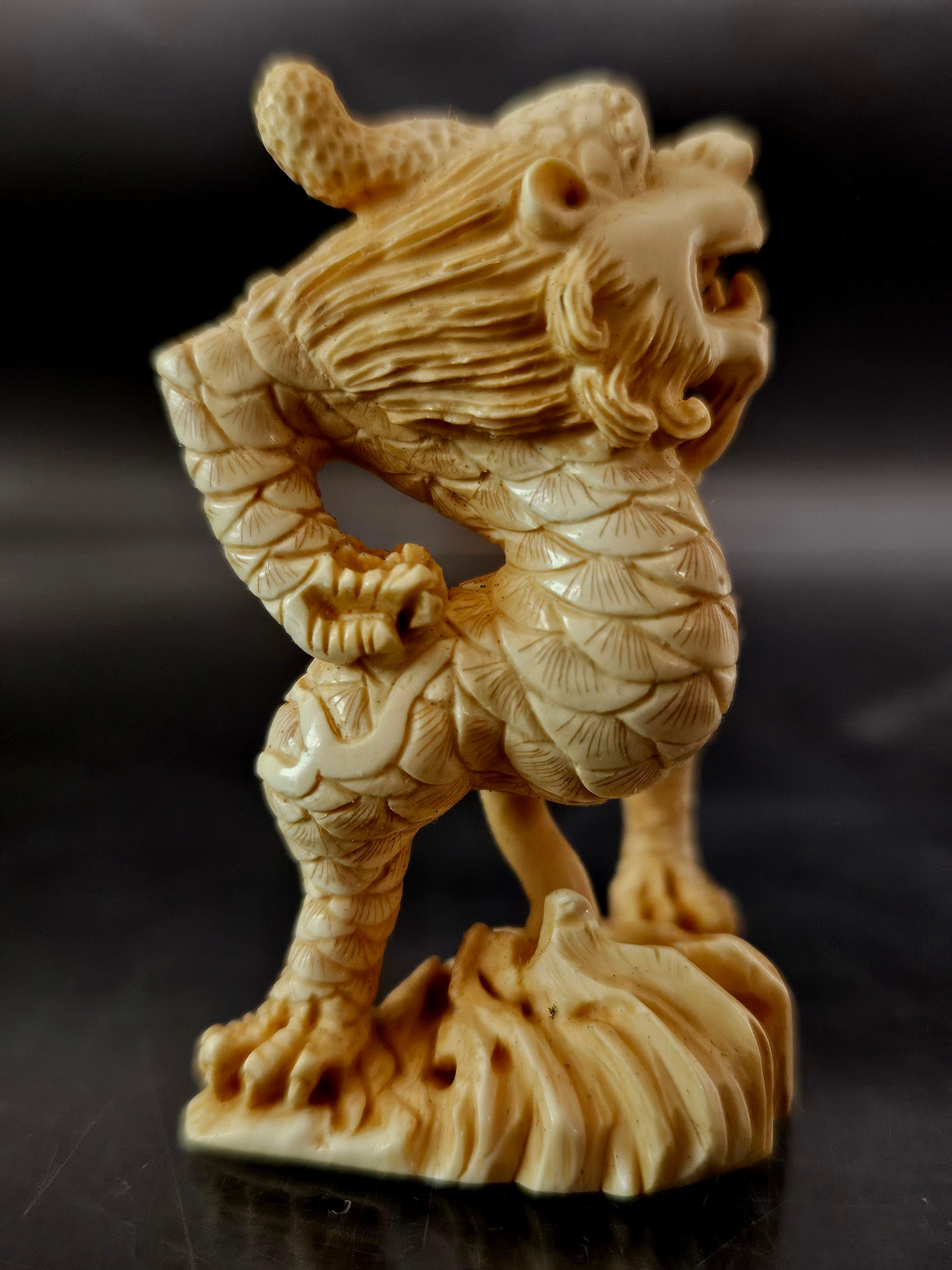 Hand-Crafted Japanese Carved Netsuke Humanoid Dragon by Yamada Hojitsu法實, Edo Period