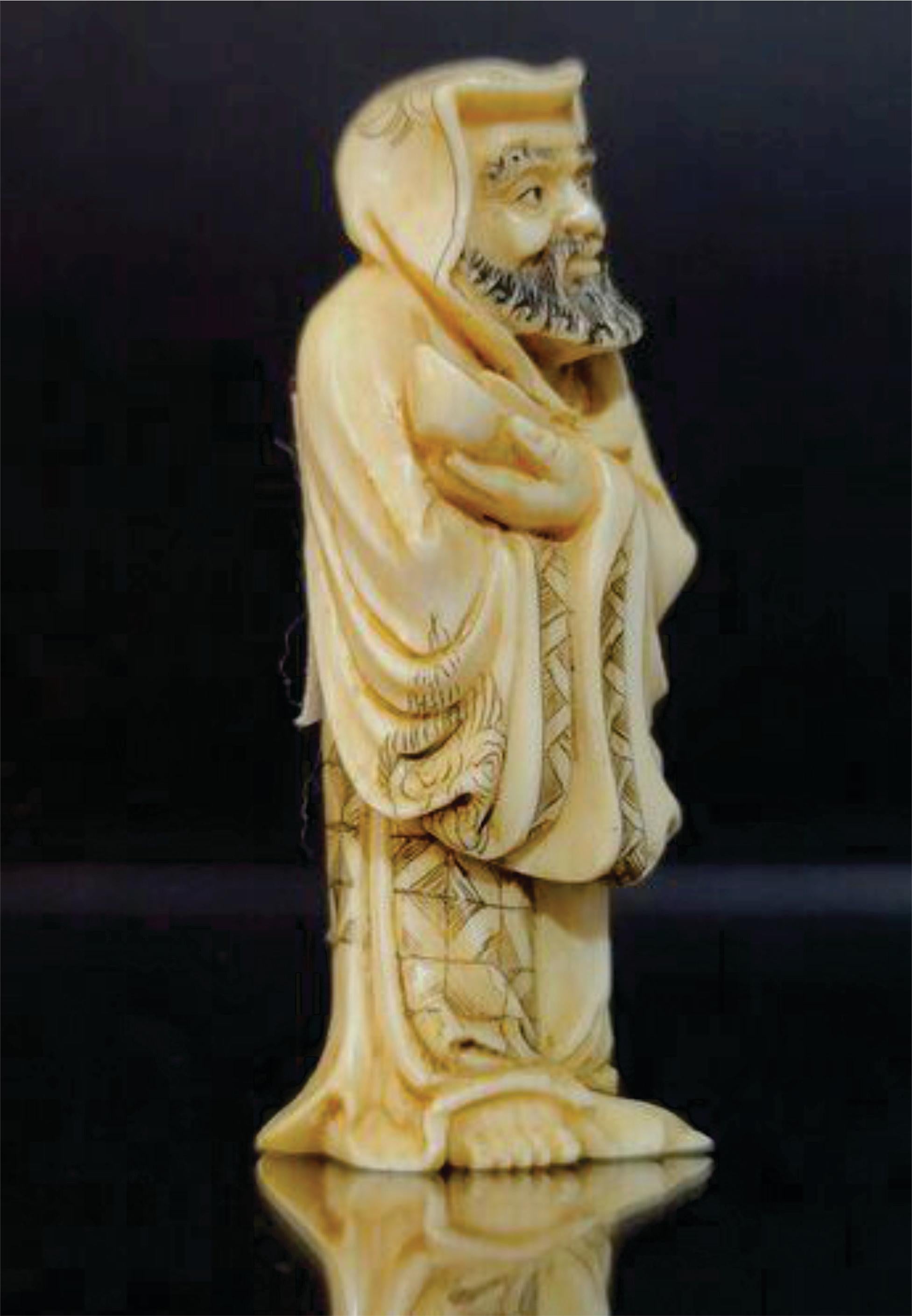 Figure japonaise sculptée Netsuke à décor polychrome, par Shozan, Meiji  en vente 1