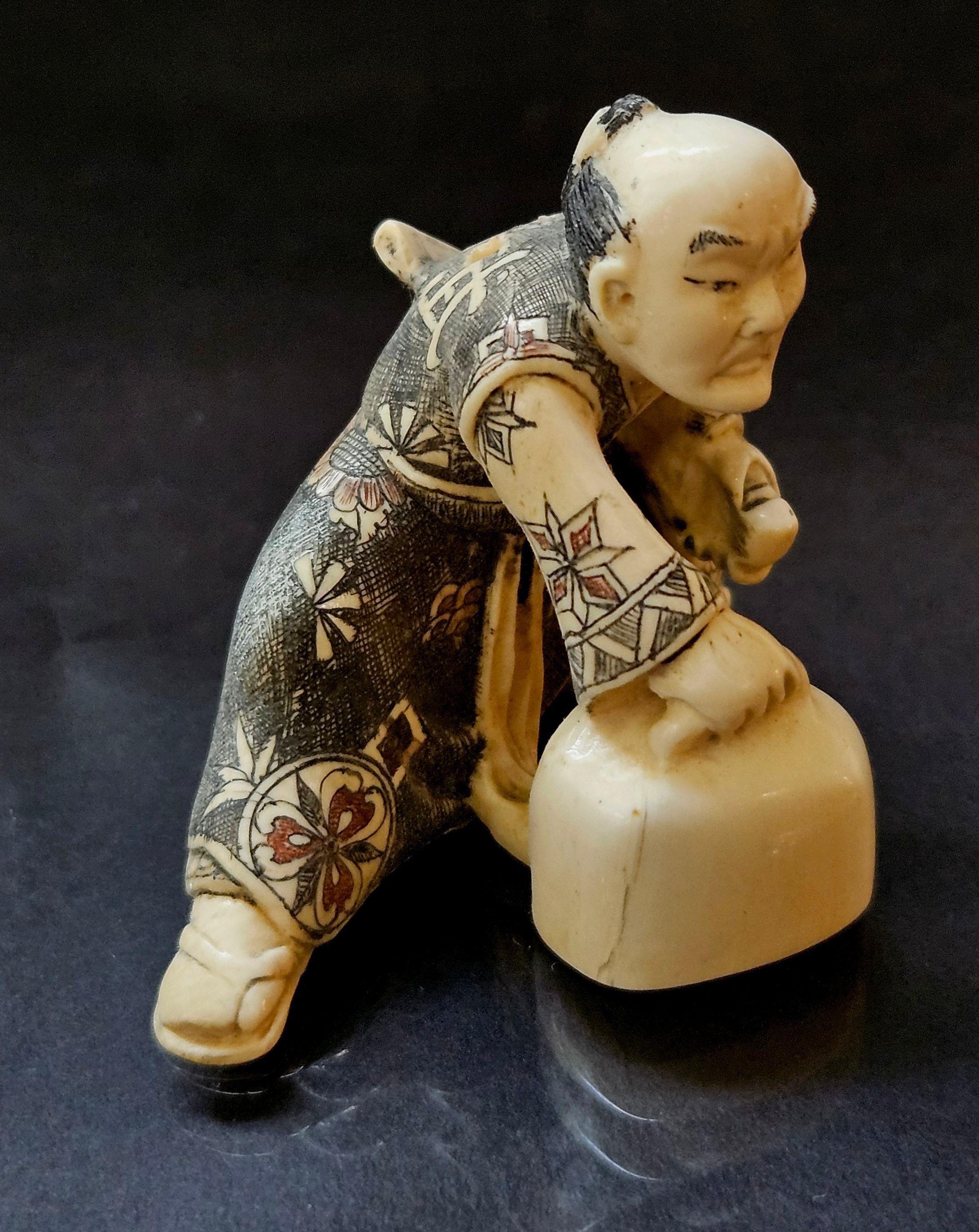 Hand-Crafted Japanese Carved Netsuke Polychrome Decorated Figure, Signed, Meiji Period For Sale
