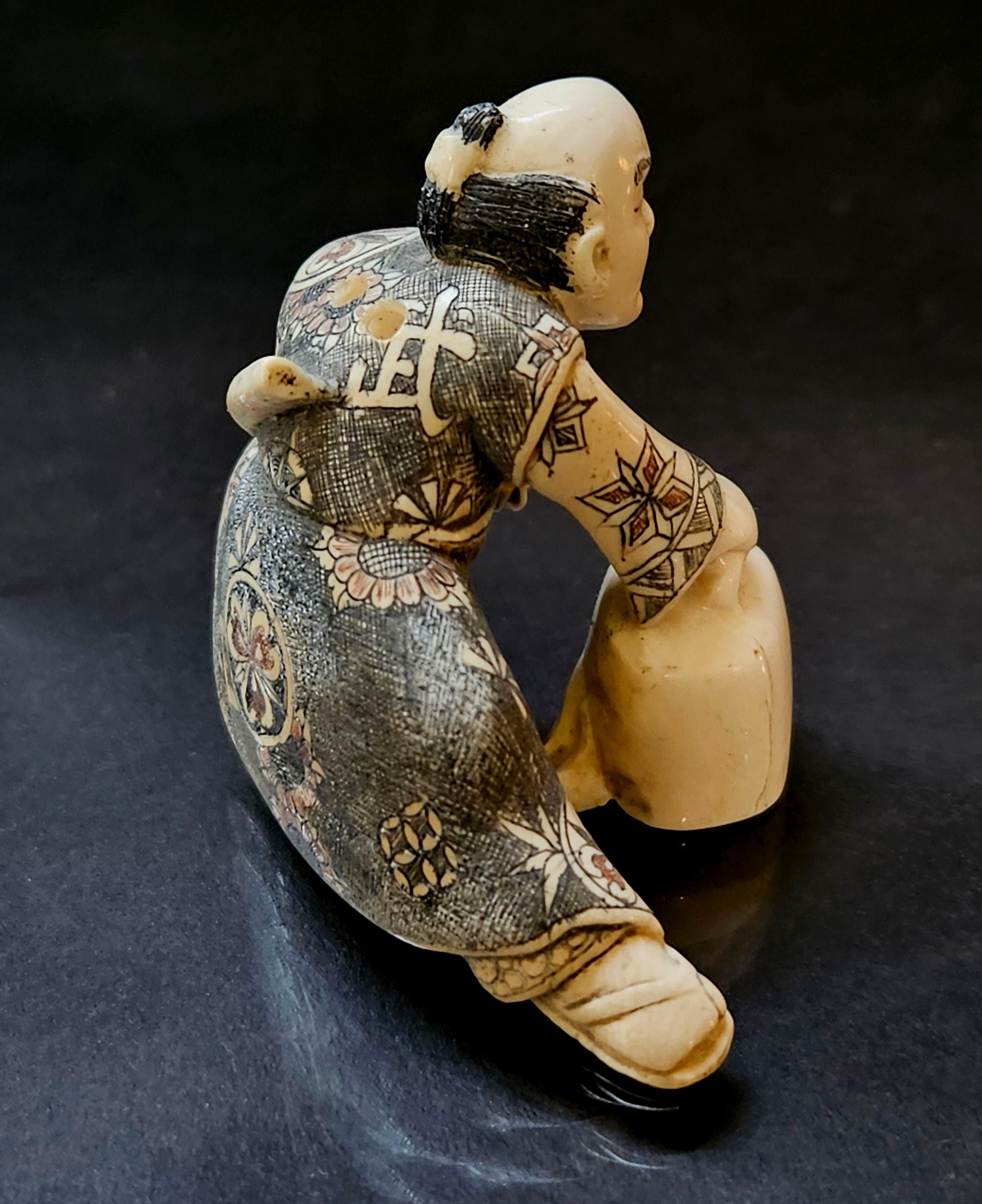 Japanese Carved Netsuke Polychrome Decorated Figure, Signed, Meiji Period In Excellent Condition For Sale In Norton, MA
