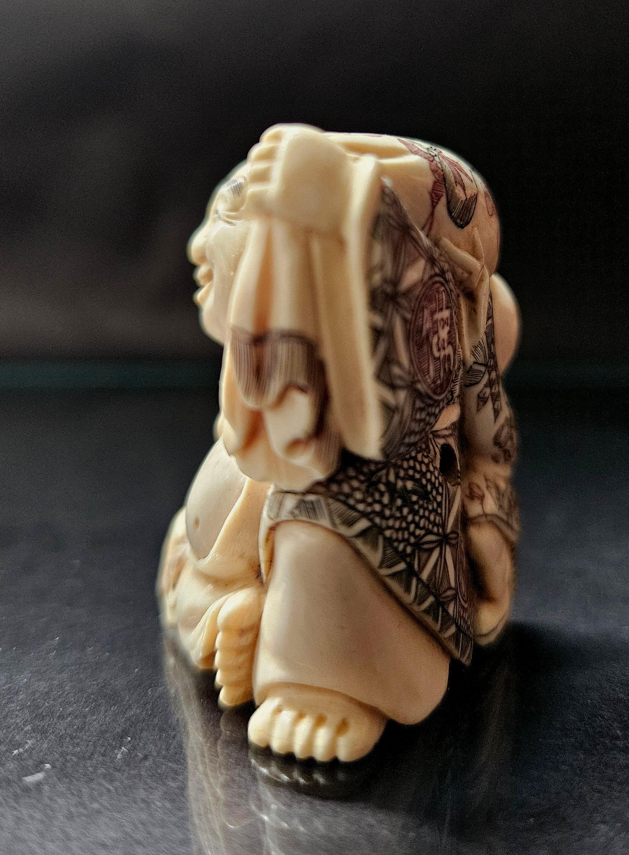Japanese Carved Netsuke Polychrome Figure Group #2 by Yoshikawa , Meiji  For Sale 2