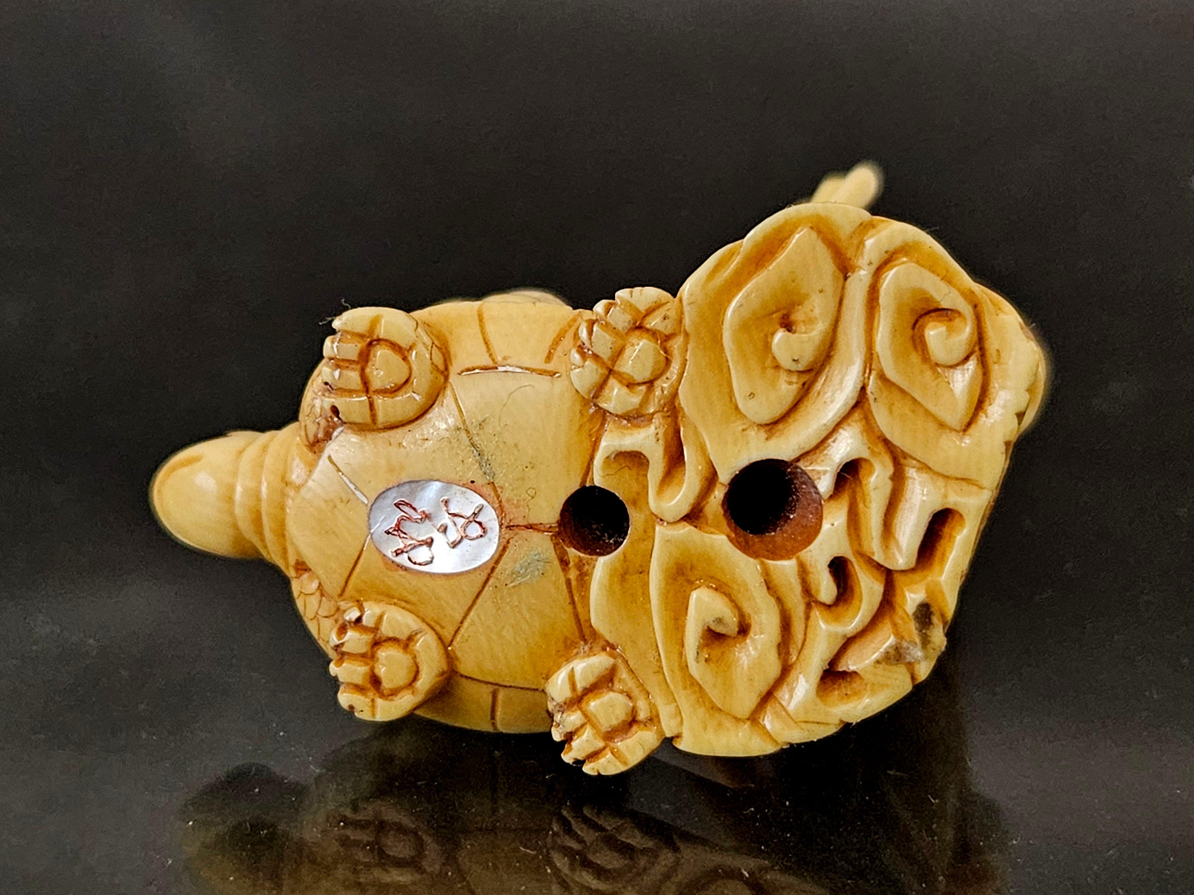 Japanese Carved Netsuke Polychrome Figure Group