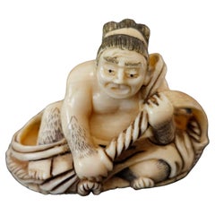 Figure polychrome japonaise Netsuke sculptée « Sumo » signée, période Meiji
