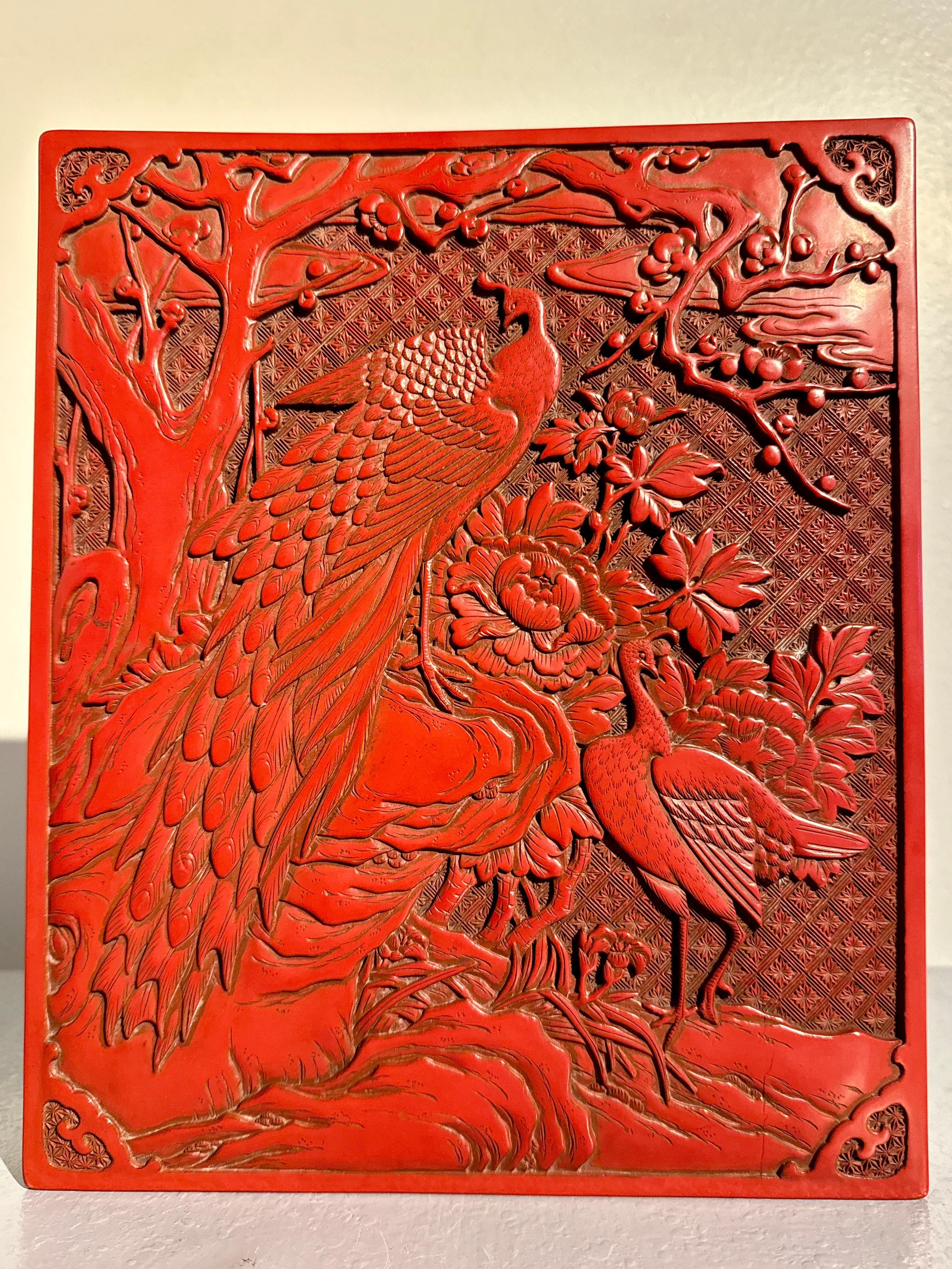 Japanese Carved Red Lacquer Box on Stand, Showa Era, mid 20th century, Japan 6