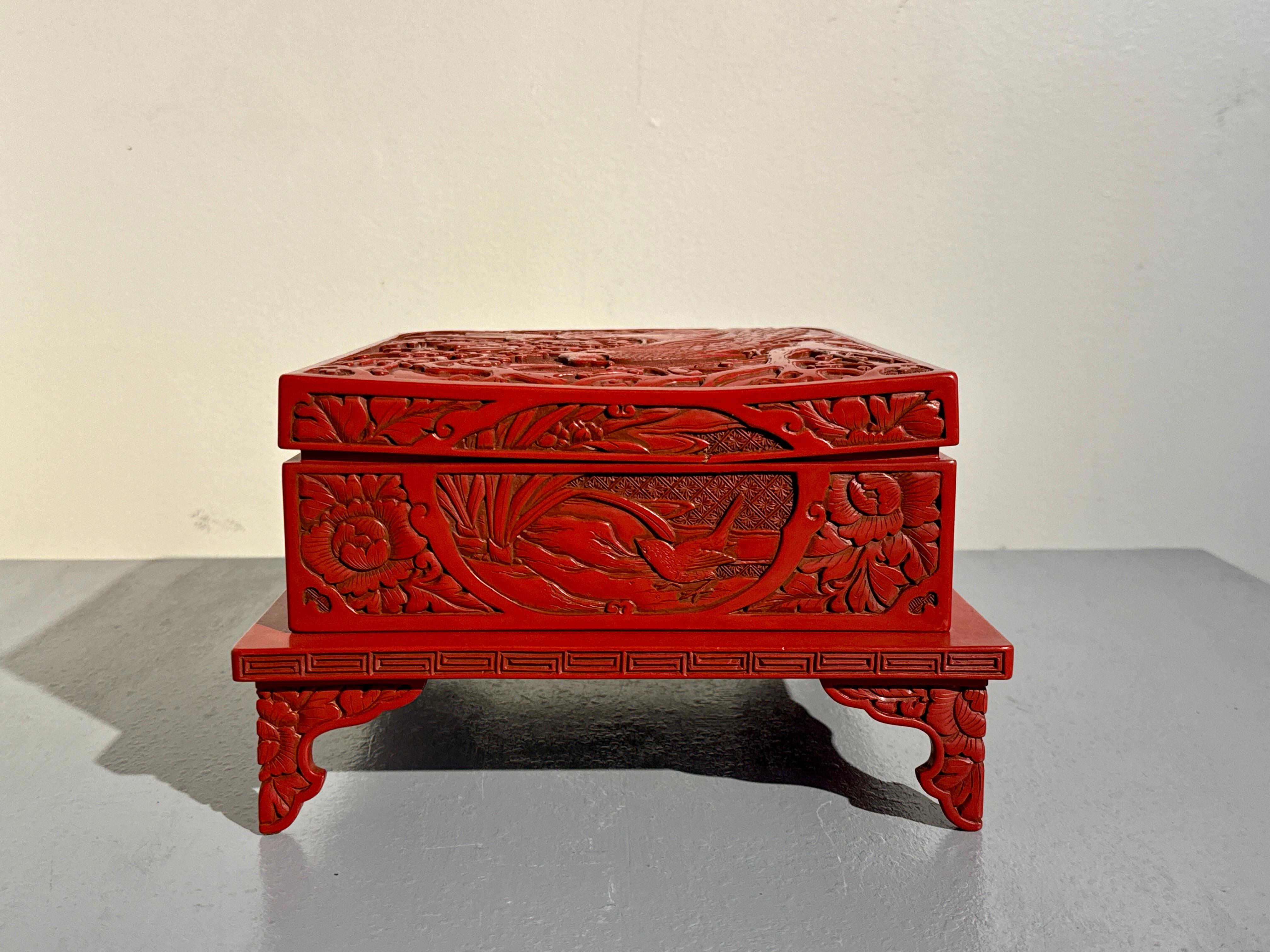 Japanese Carved Red Lacquer Box on Stand, Showa Era, mid 20th century, Japan In Distressed Condition In Austin, TX