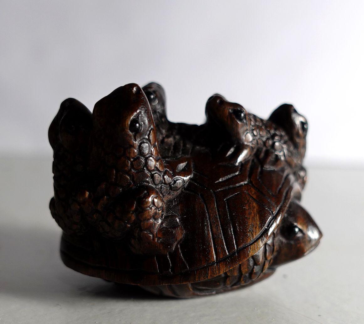 Japanese Carved Wood Netsuke 