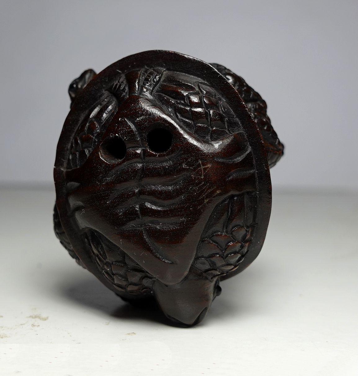 Japanese Carved Wood Netsuke 
