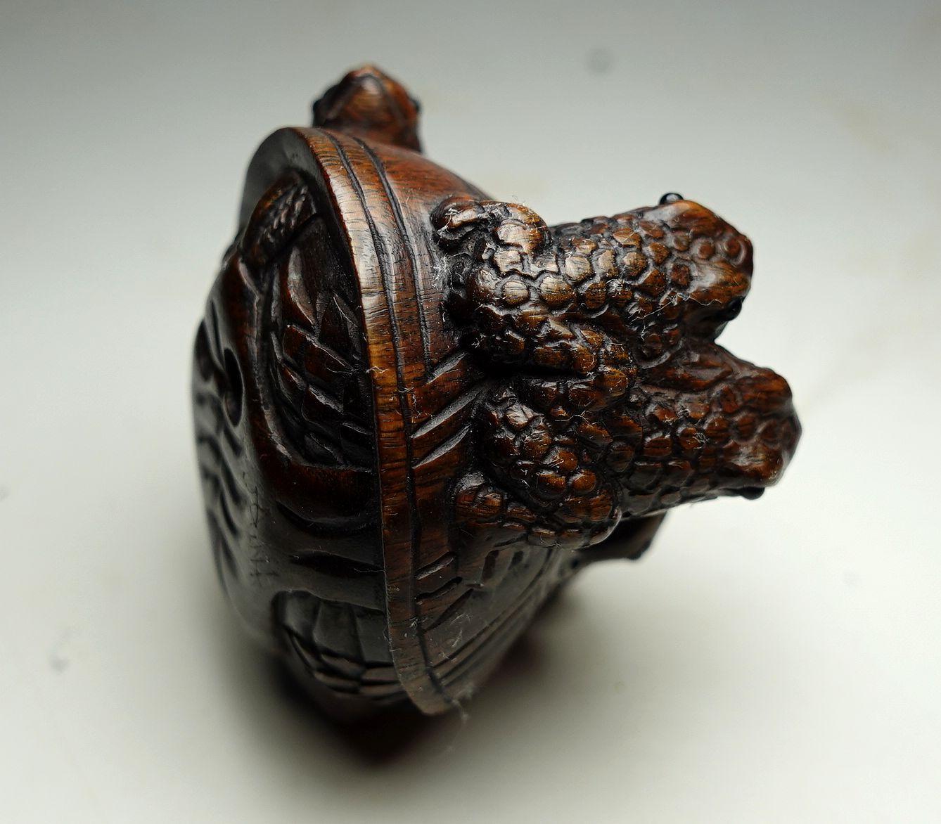 Japanese Carved Wood Netsuke 