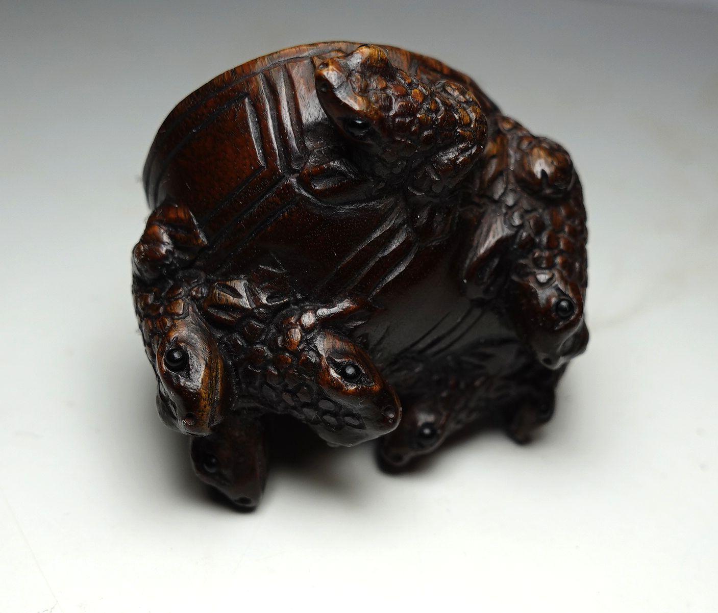 Japanese Carved Wood Netsuke 