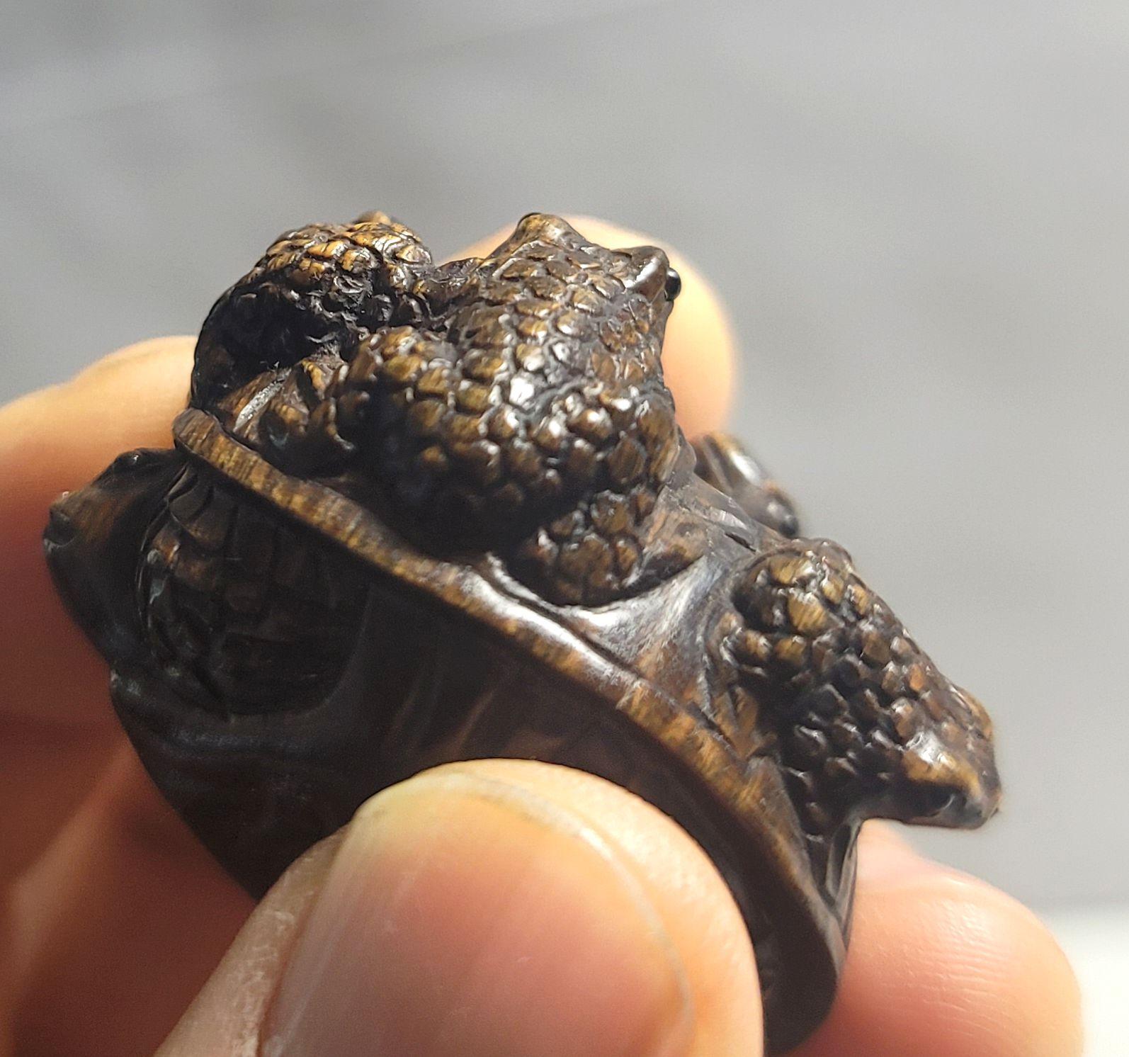 Japanese Carved Wood Netsuke 