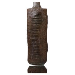 Jarrón japonés de bronce fundido (chūdō kaki), estilo Takaoka-doki, obra de Kasai Taizo (可西泰三), dec