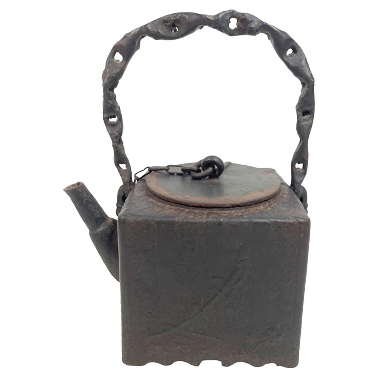 Japanese Cast Iron Tea Pot (Tetsubin) of Square Form with Anchor & Sword, Signed In Good Condition For Sale In Chapel Hill, NC