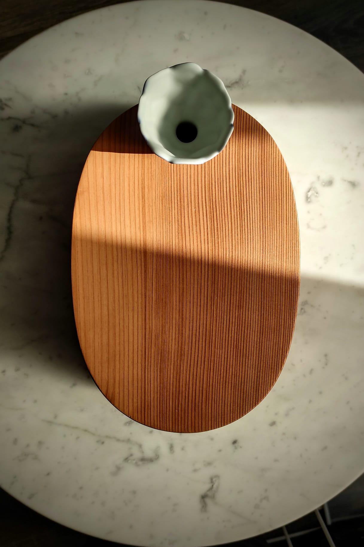 Japanese Cedar Wood Box with Arita Porcelain Vase 'Hope' by Mario Trimarchi In New Condition In Milan, IT