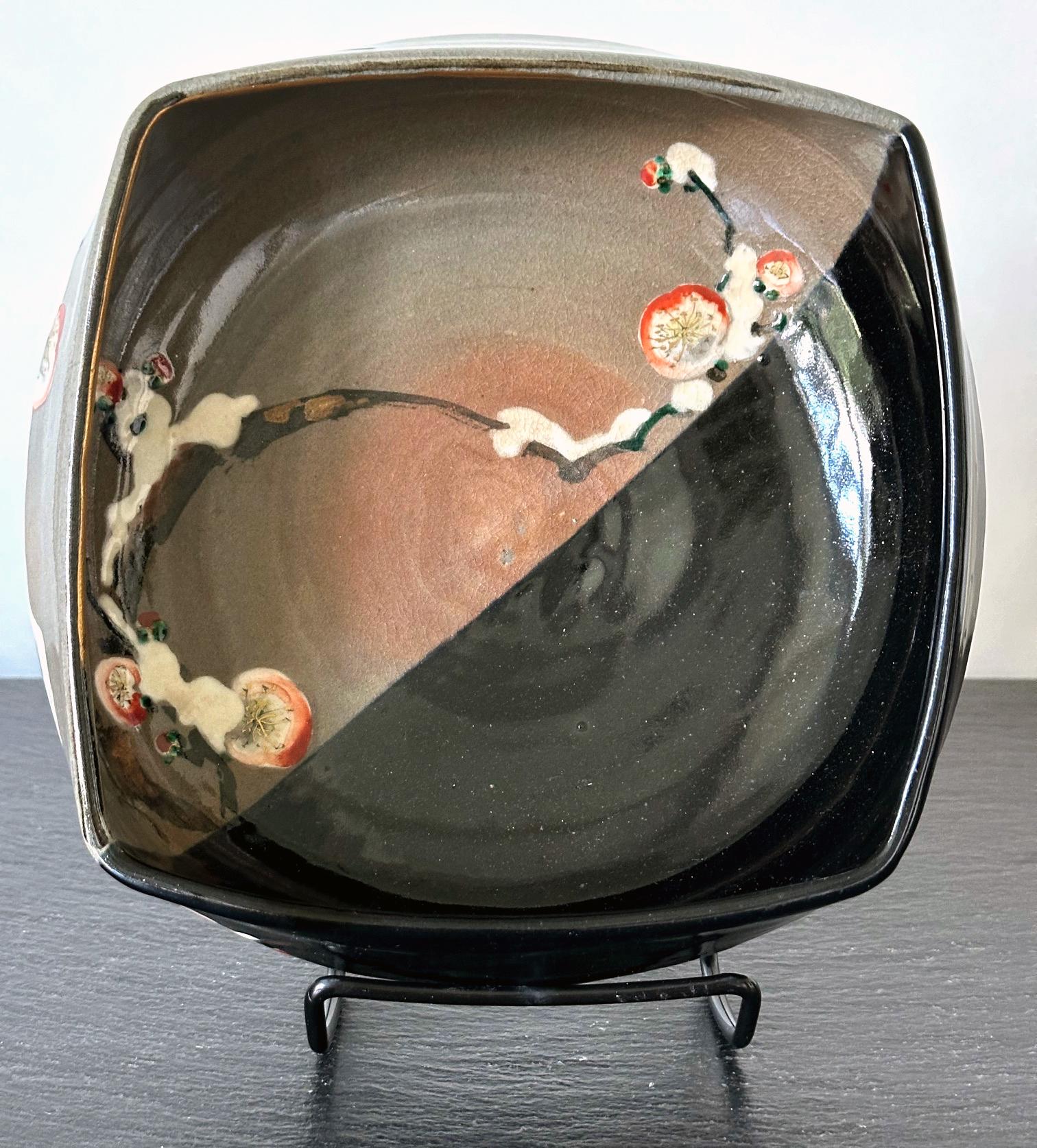 Giapponese Rara ciotola di ceramica giapponese pubblicata Makuzu Kozan con scatola originale con dedica in vendita