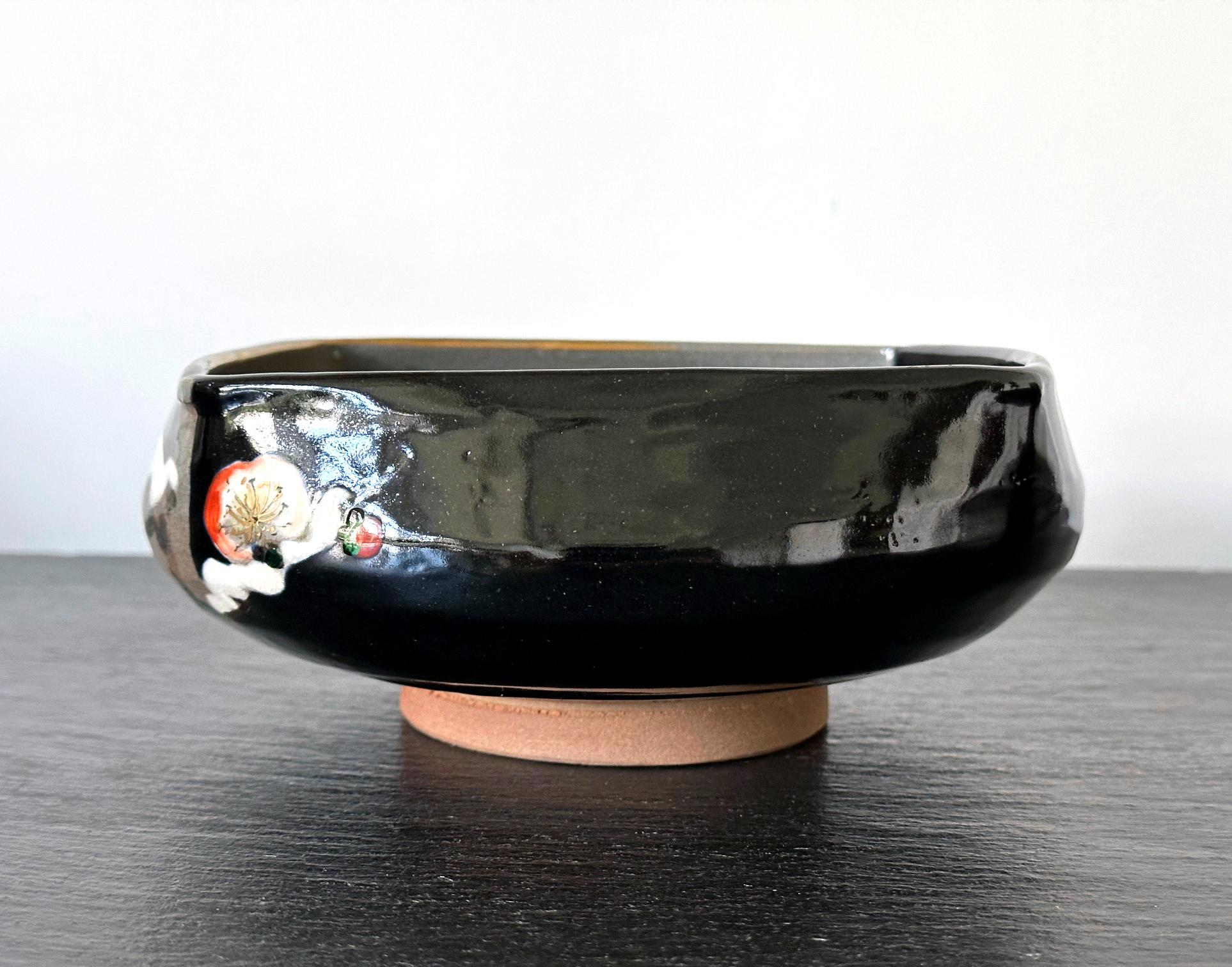 Ceramica Rara ciotola di ceramica giapponese pubblicata Makuzu Kozan con scatola originale con dedica in vendita
