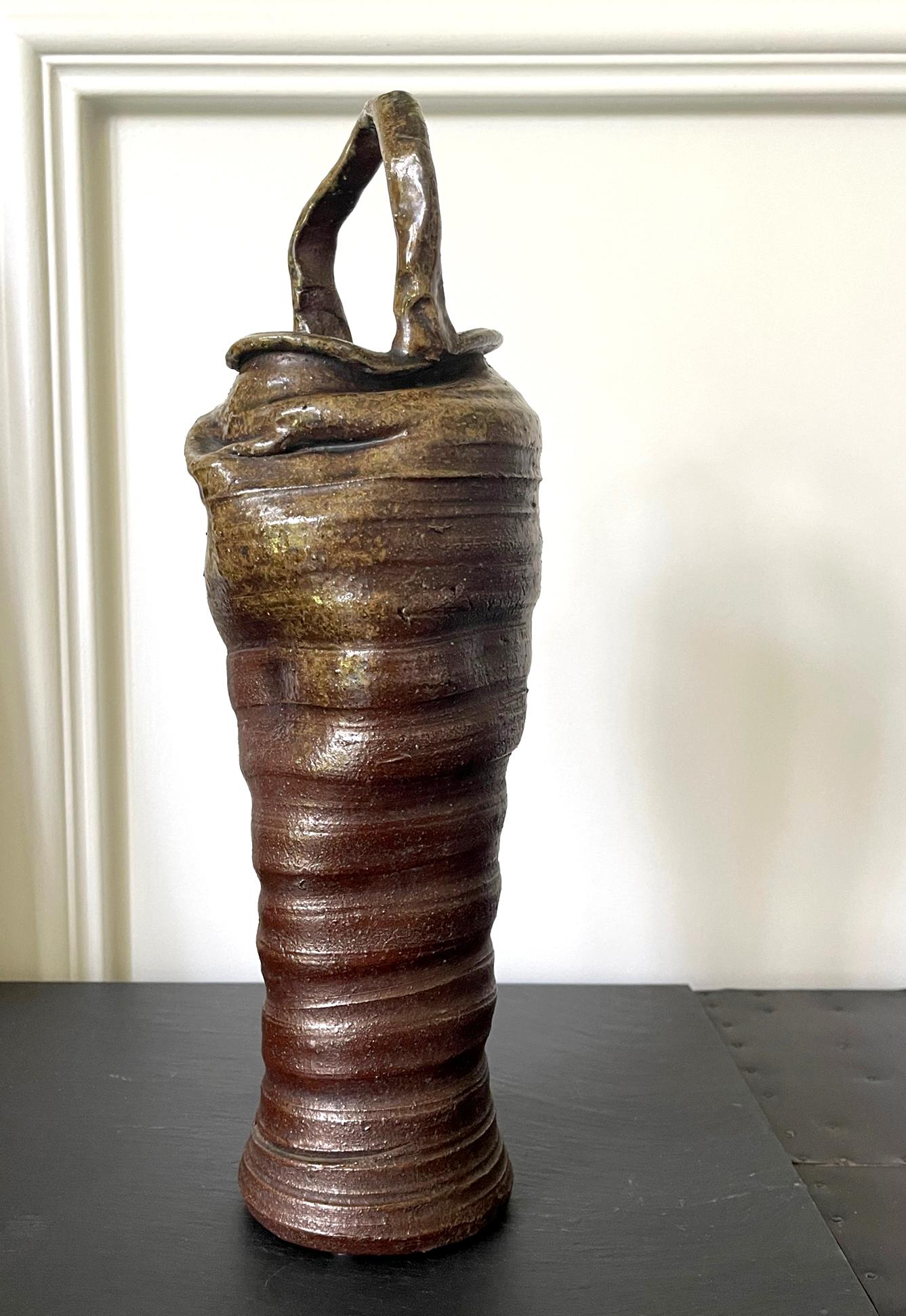 Vase en céramique japonaise Ikebana de Nanba Koyo pour Bizen Ware Bon état - En vente à Atlanta, GA