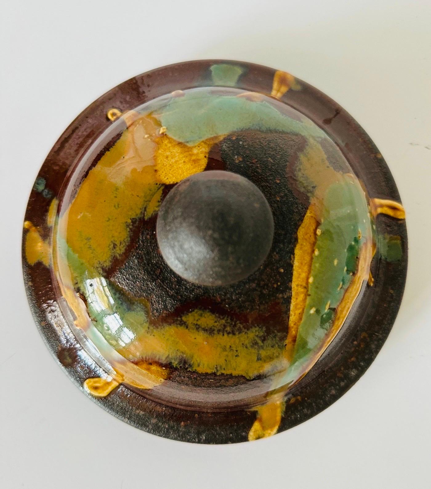 Japanese Ceramic Jar with Expressive Glaze Onda Yaki For Sale 6