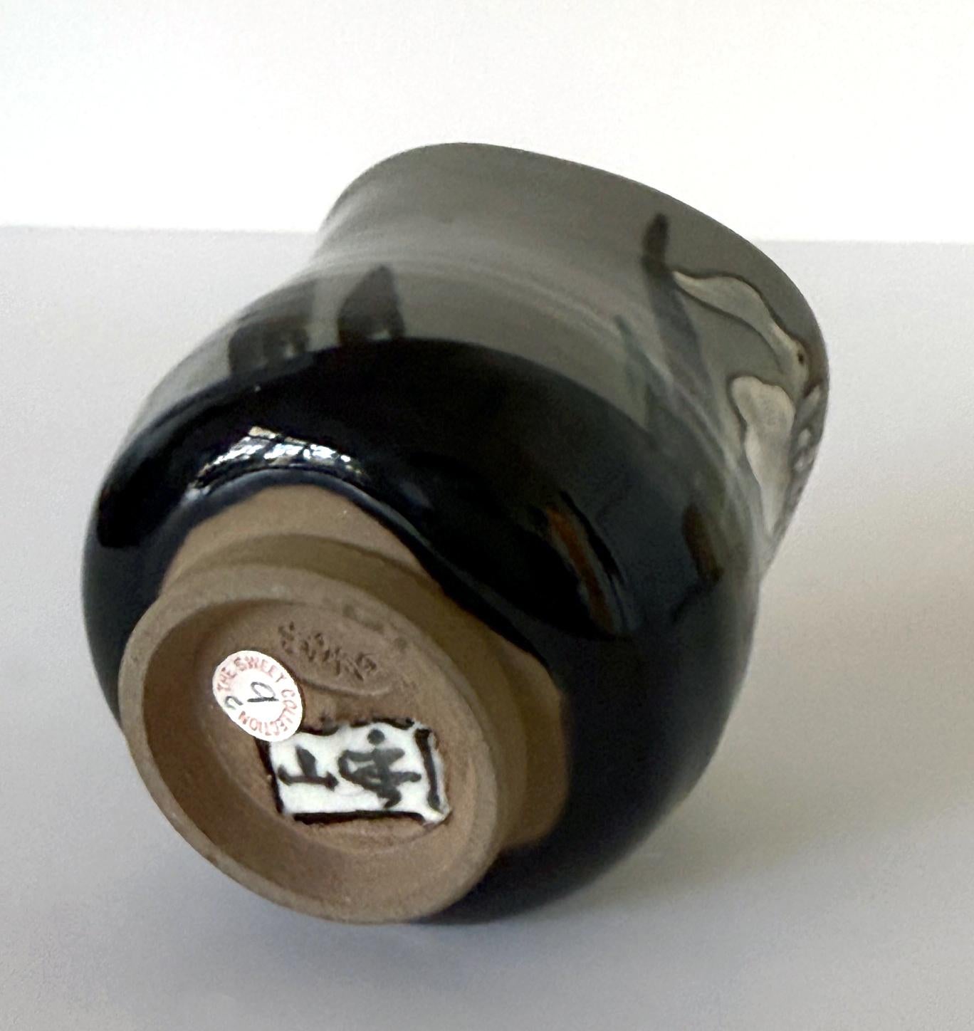 Japanese Ceramic Teacup by Makuzu Kozan Meiji Period im Angebot 1