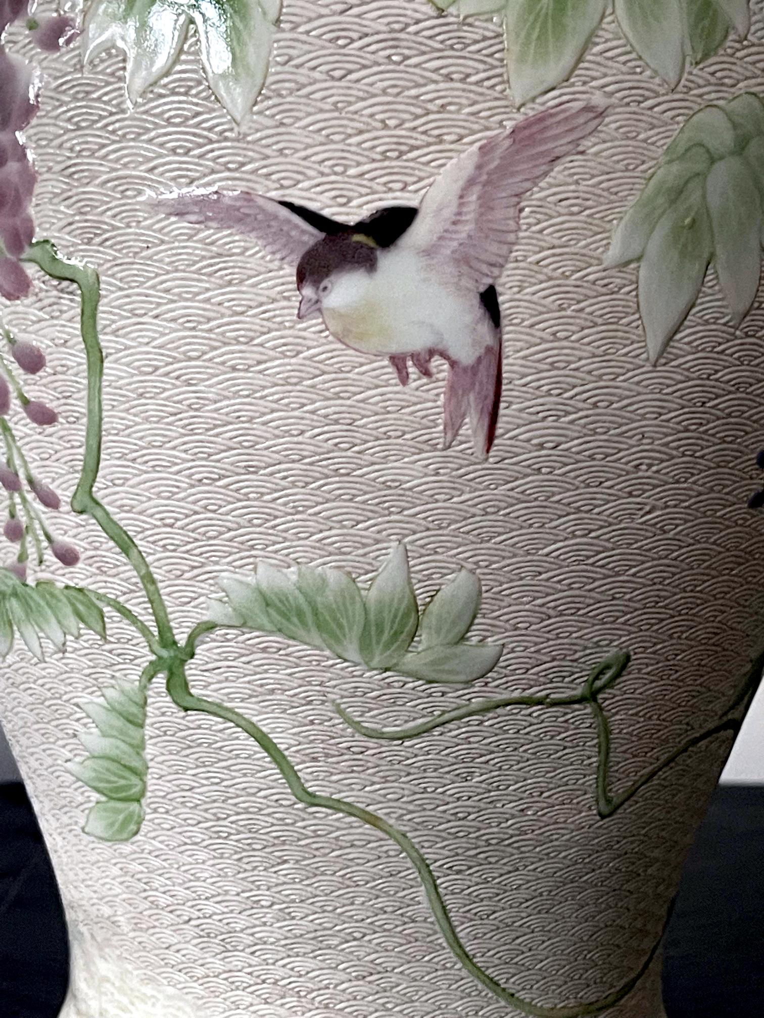 Large Japanese Ceramic Vase by Makuzu Kozan Meiji Period 5