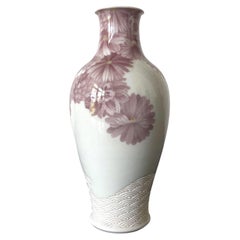 Antique Japanese Ceramic Vase with Delicate Carvings by Makuzu Kozan Meiji Period