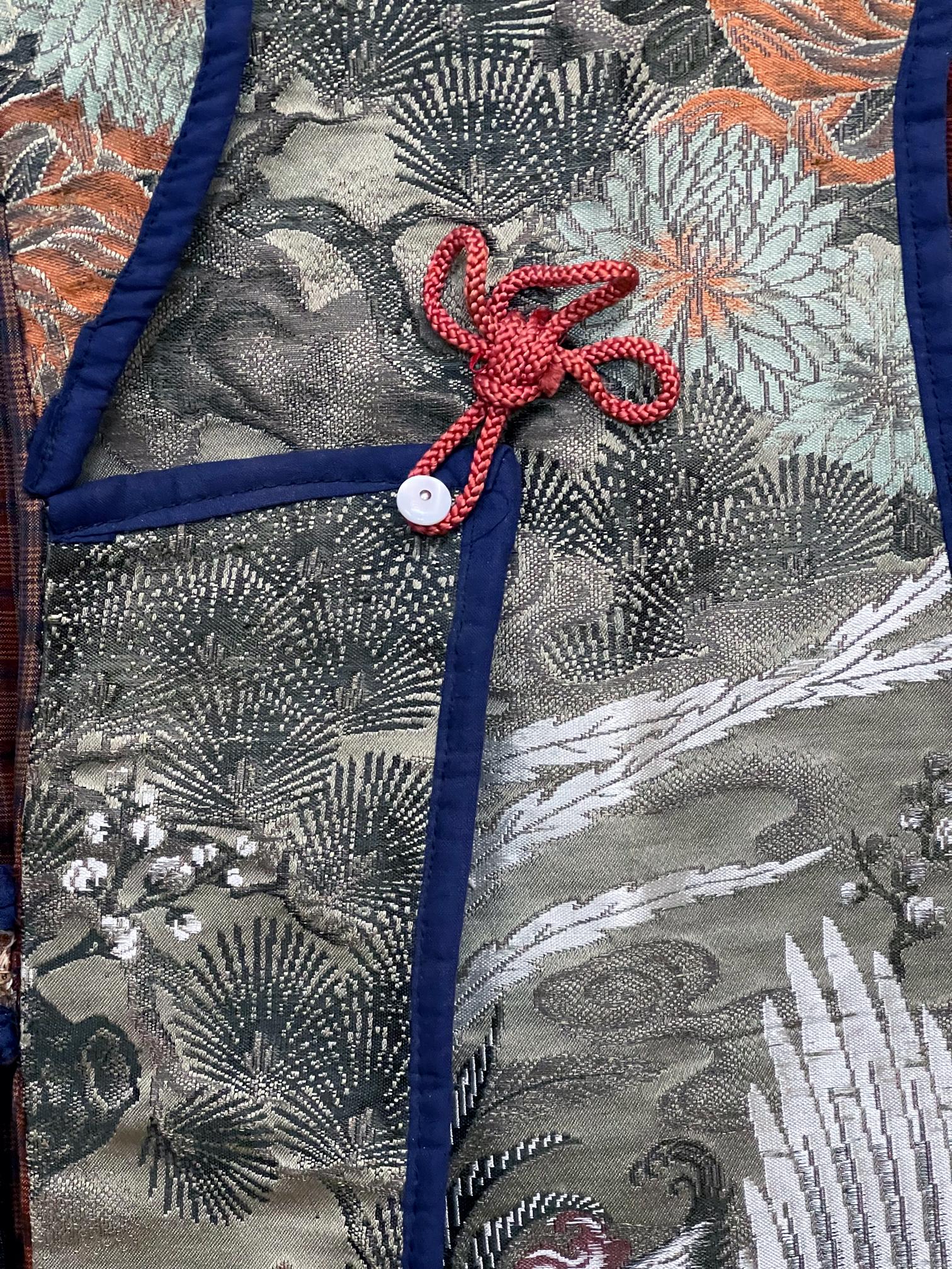 Silk Japanese Ceremonial Brocade Jinbaori Vest Jacket For Sale