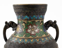 Japanische Champleve-Vase, spätes 19. Jahrhundert