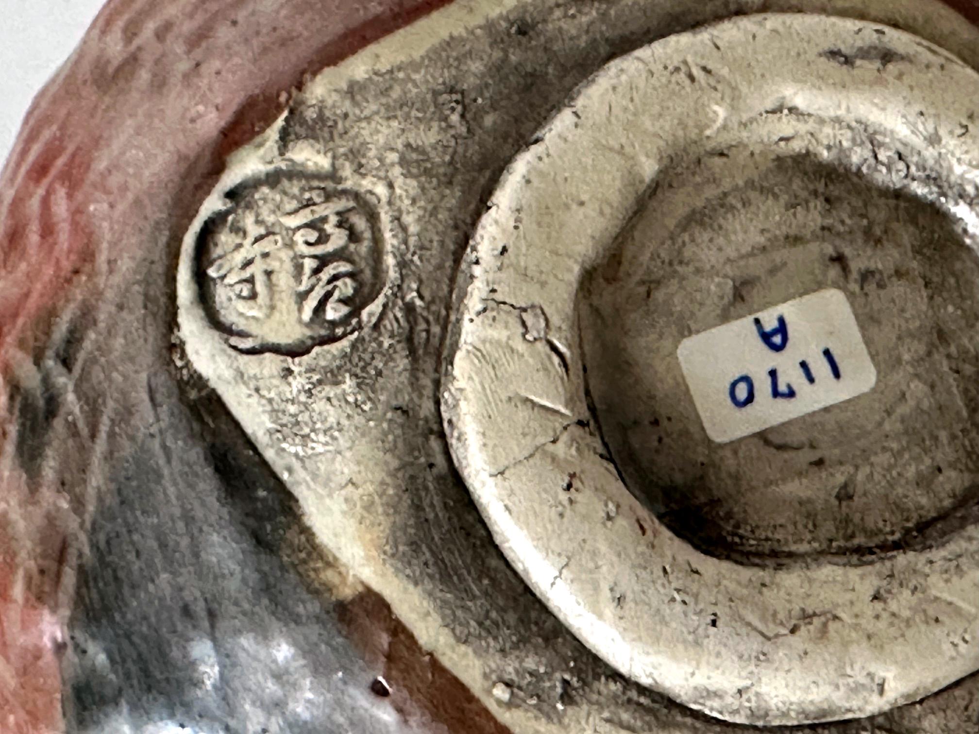 Japanese Ceramic Bowl with Crescent Mark by Kodai-ji Kiln Meiji Period Ex-Musuem For Sale 6