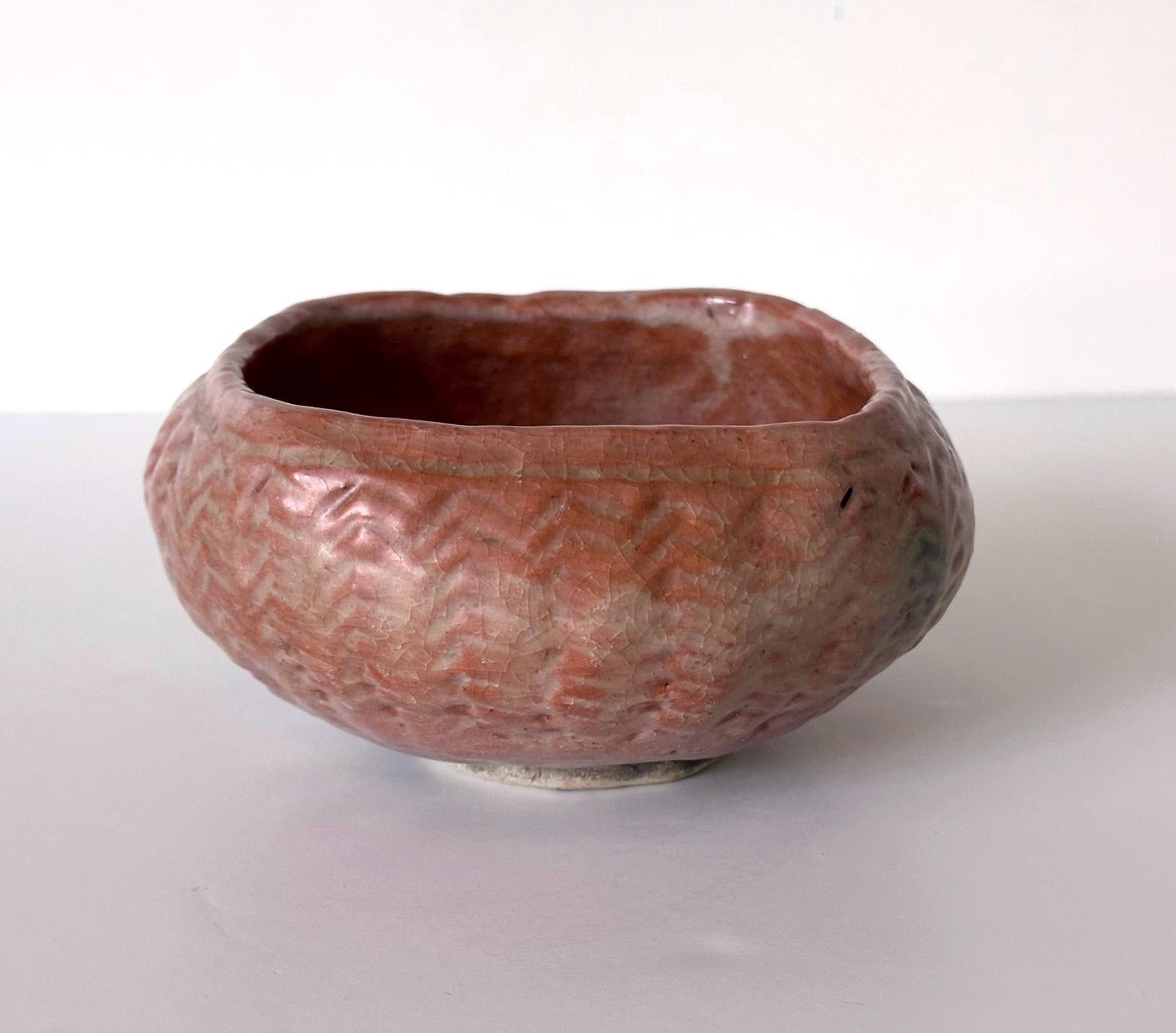 19th Century Japanese Ceramic Bowl with Crescent Mark by Kodai-ji Kiln Meiji Period Ex-Musuem For Sale