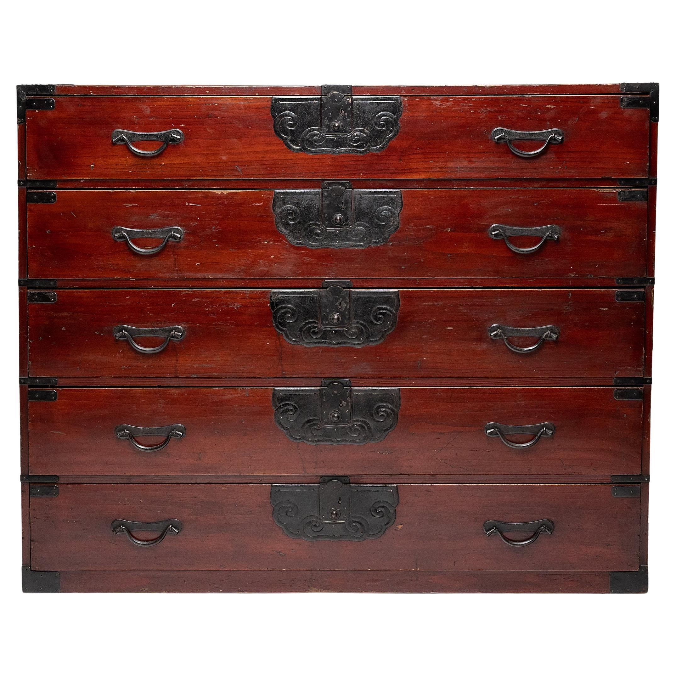 Arqueta Tansu japonesa de laca de cerezo, c. 1880