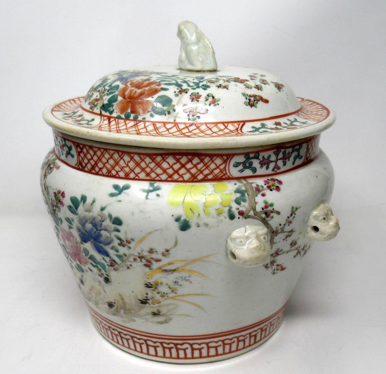 Japanese Chinese Cantonese Famille Rose Hand Painted Porcelain Centerpiece Jar In Good Condition In Dublin, Ireland