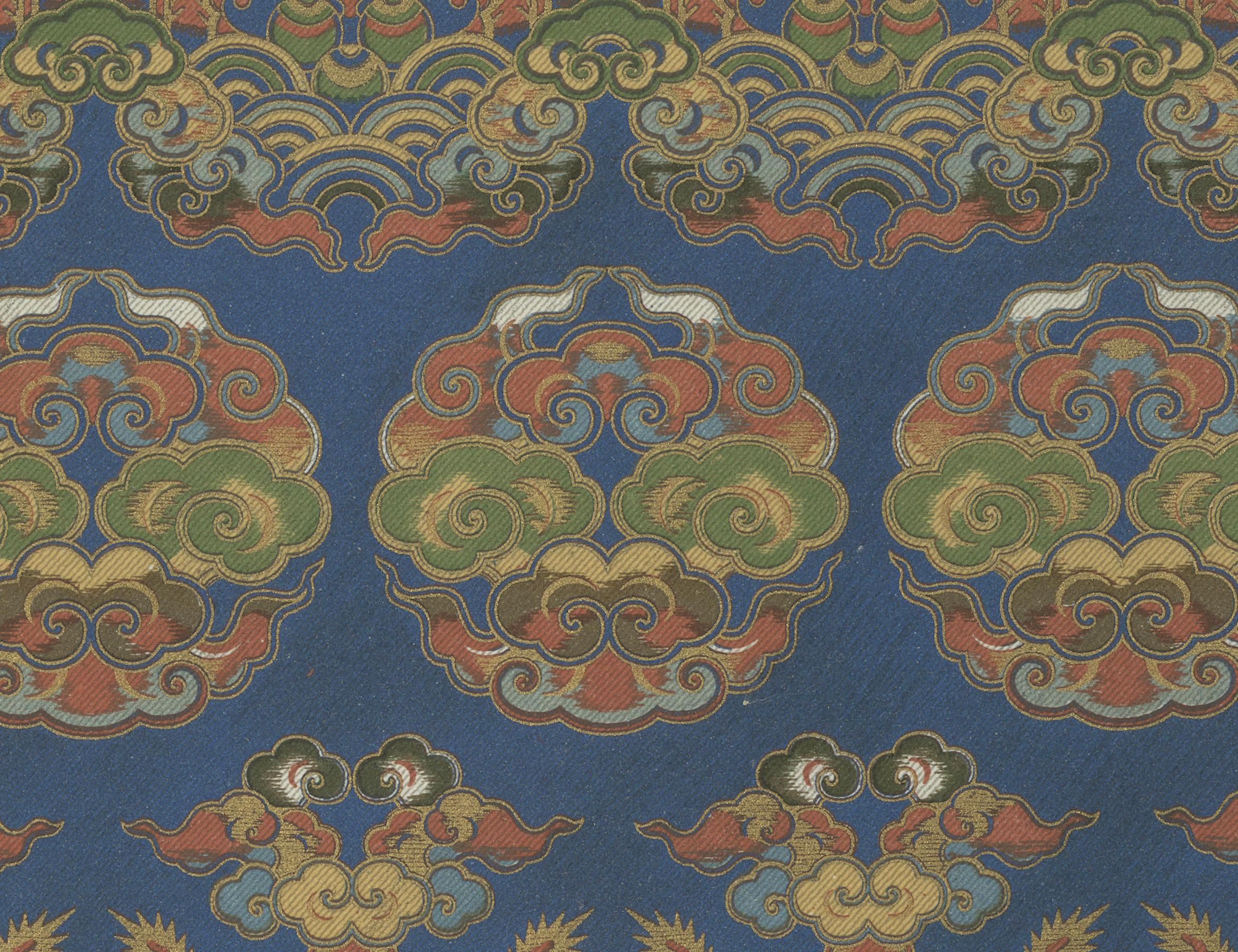 Motifs japonais de chrysanthèmes et de nuages : Lithographie ancienne, années 1880 Bon état - En vente à Langweer, NL