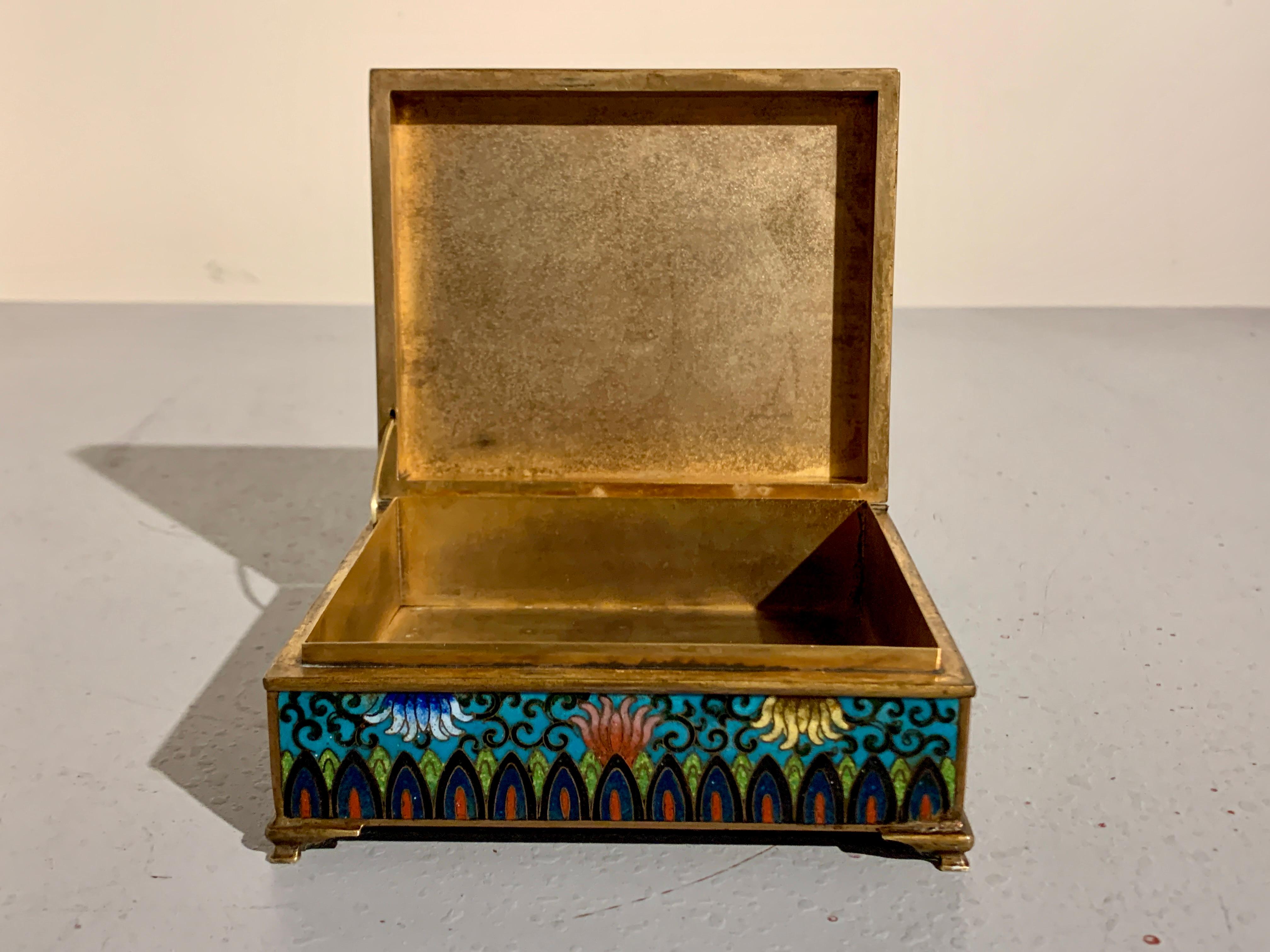 Japanese Cloisonne and Goldstone Phoenix Box, Meiji Period, Japan 4