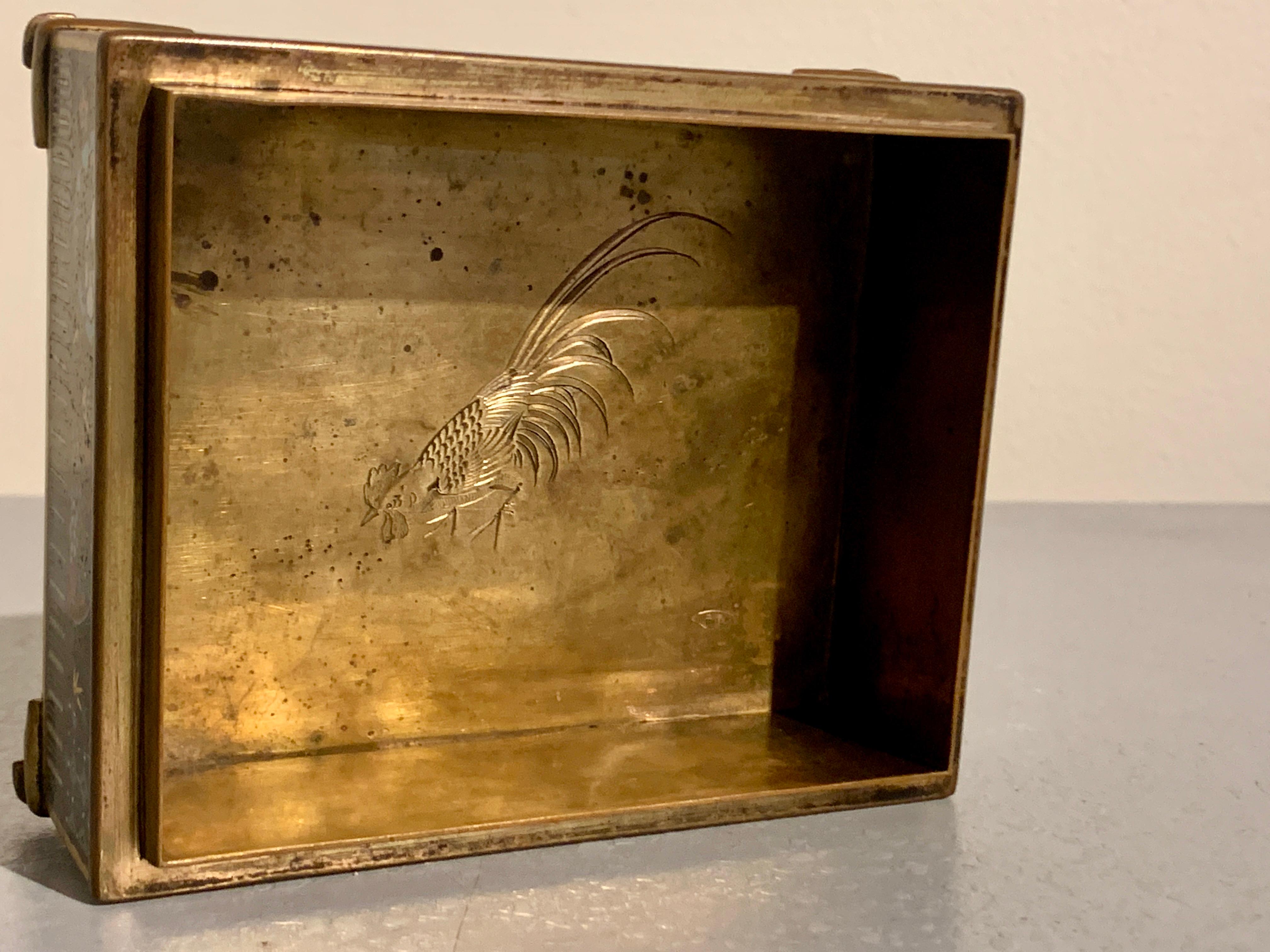 Fin du XIXe siècle Boîte en cloisonnée japonaise, période Meiji, fin du 19e siècle, Japon en vente