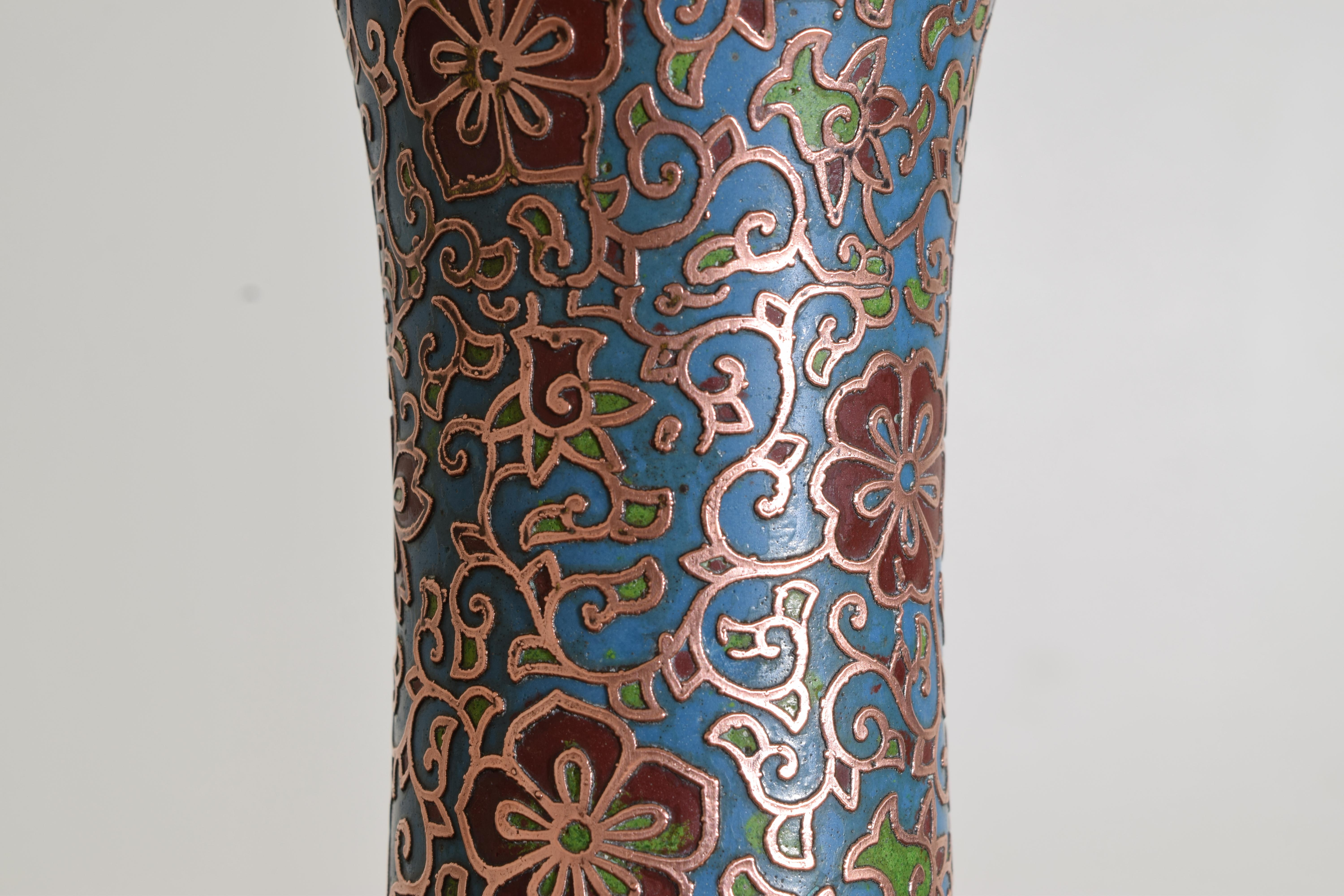 Japanese Cloisonné Copper and Enamel Table Lamp, 1st Quarter 20th Century For Sale 3