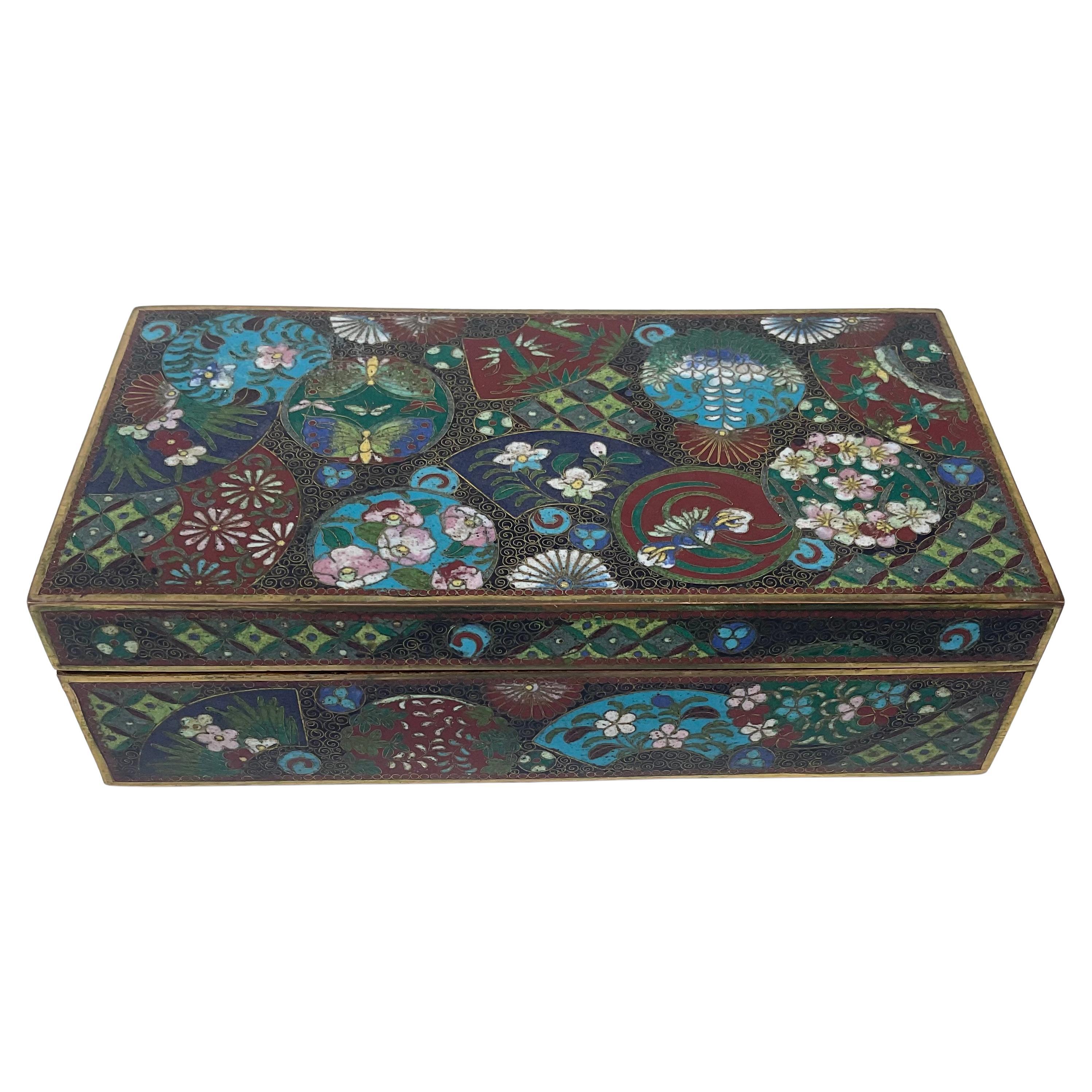 Japanese Cloisonne Detailed Antique decorative box with incredible colors detail and design. Most likely Meiji Era.