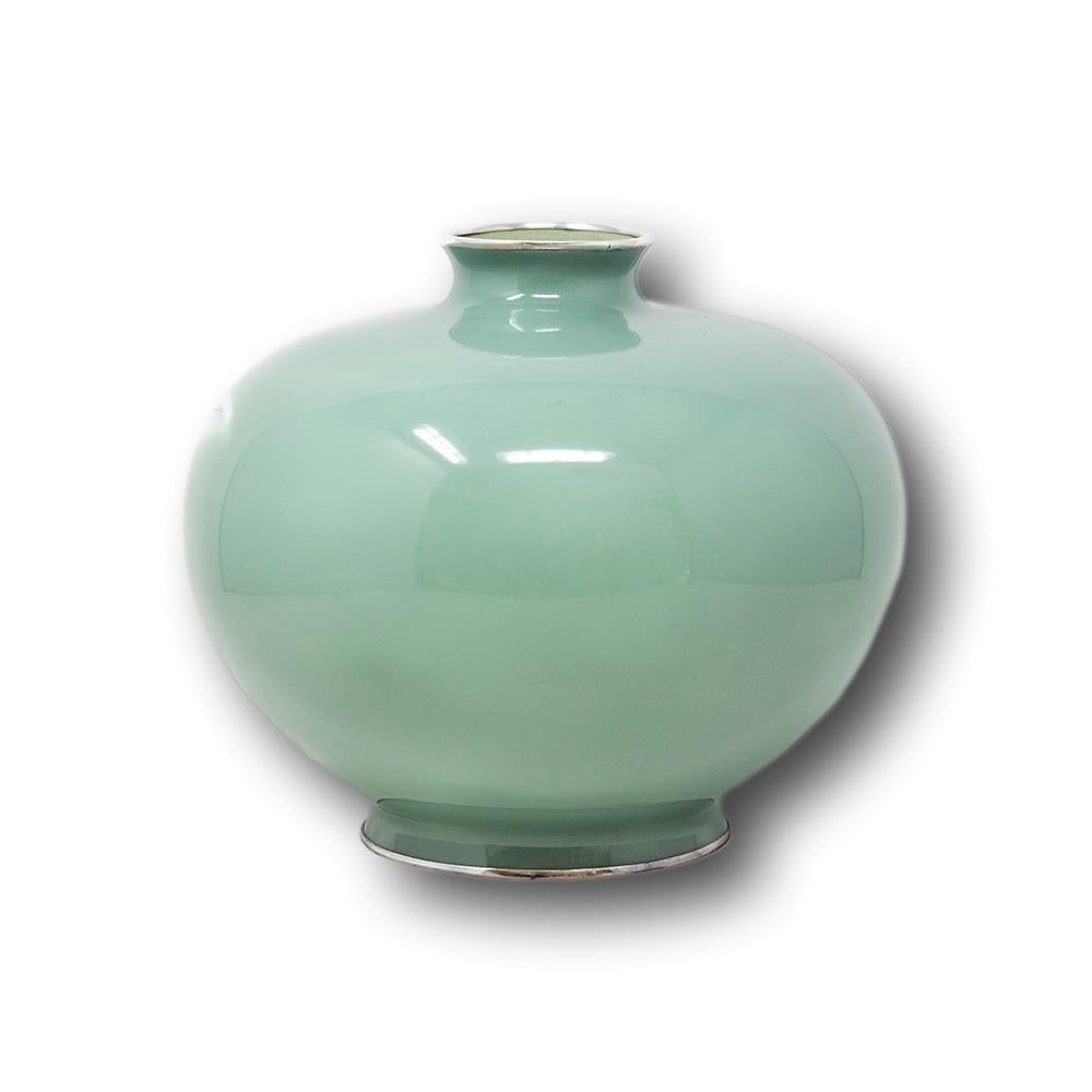 Japanese Cloisonne Enamel Abstract Flower Vase with Silver Rims by Ando Company In Good Condition In Newark, England